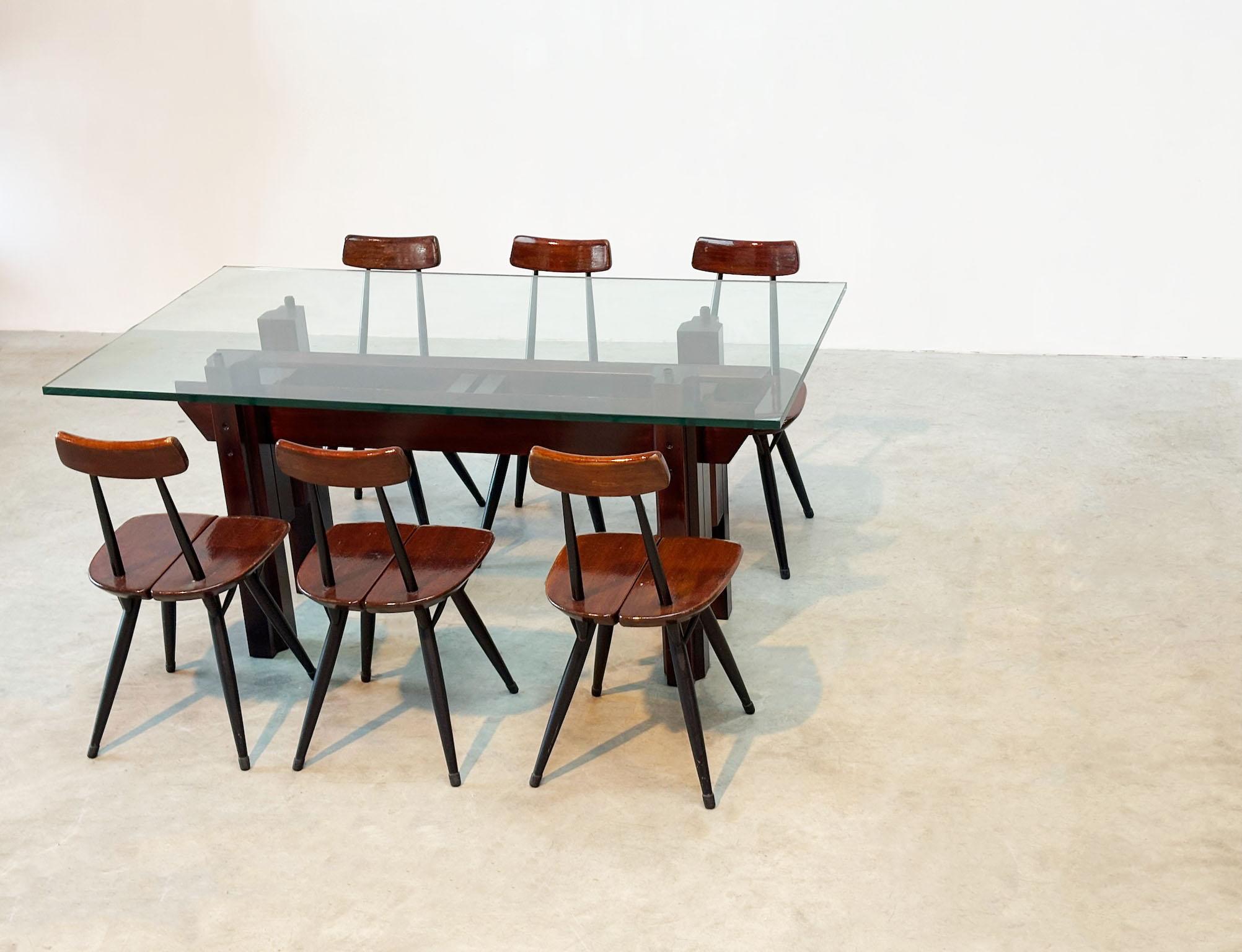 Dining table 