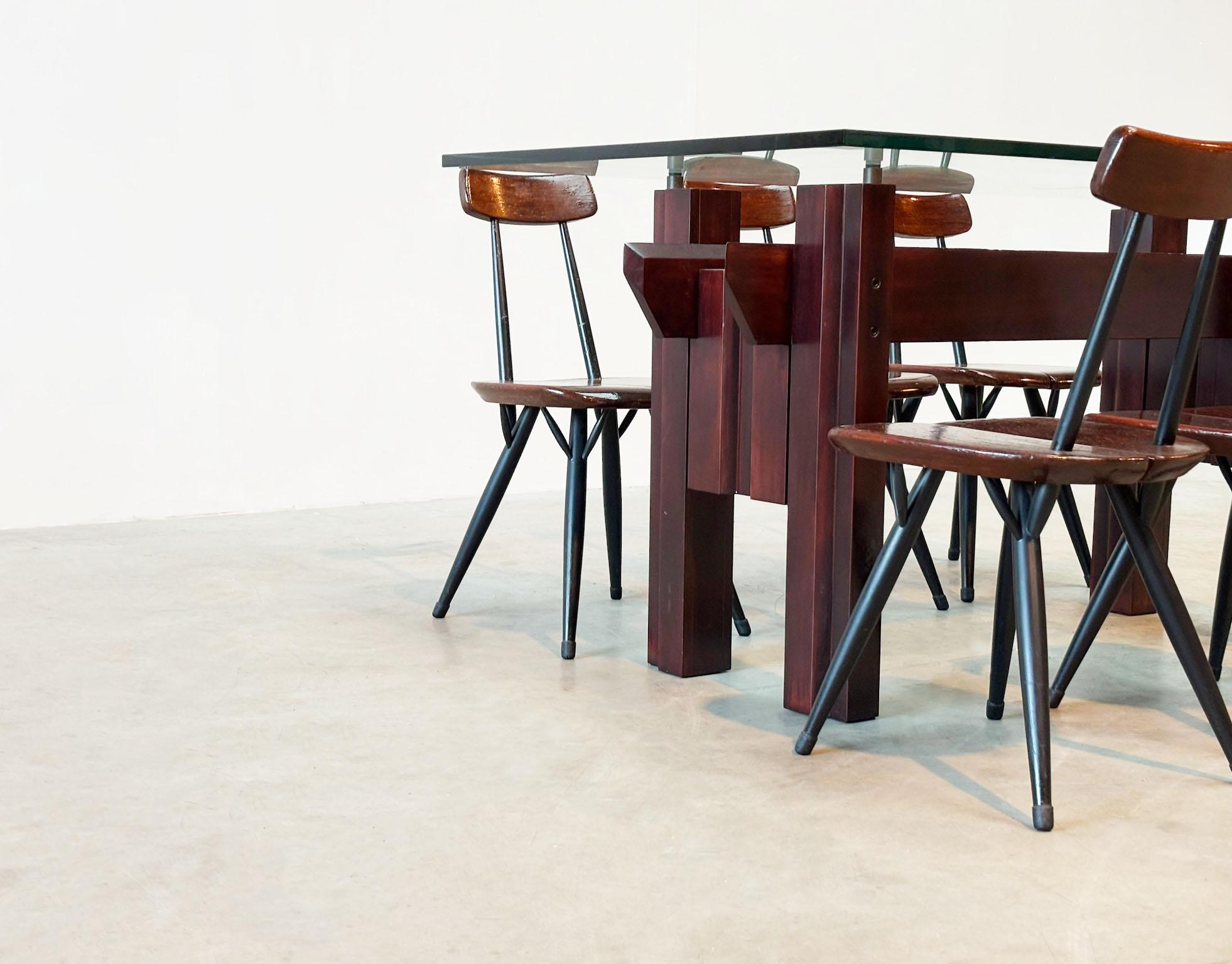 Dining table 