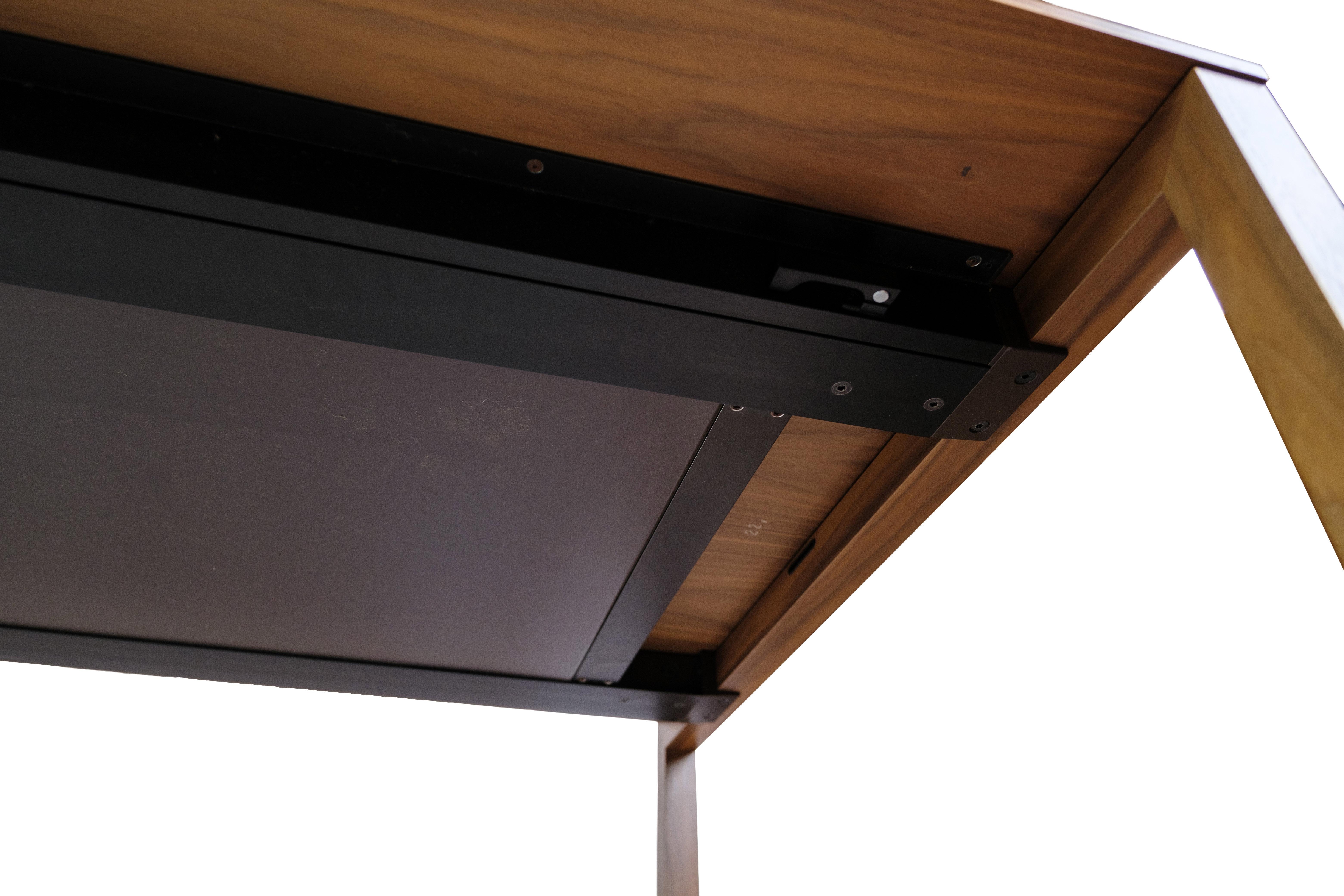 Mesa de comedor, Cassina, Nogal Danés