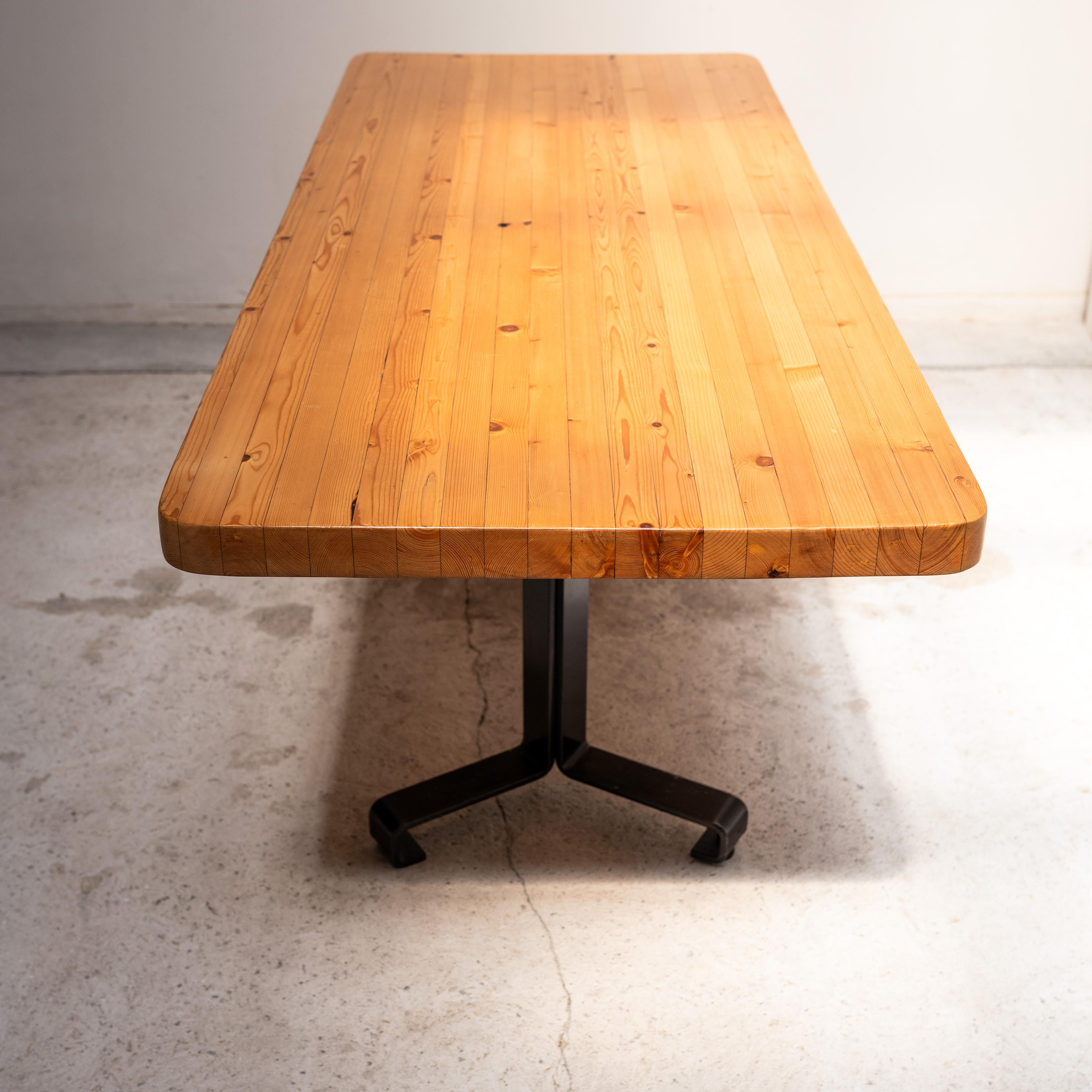 Dining Table, Charlotte Perriand, Les arcs 1800 , 1970s In Good Condition For Sale In Tokyo, Tokyo
