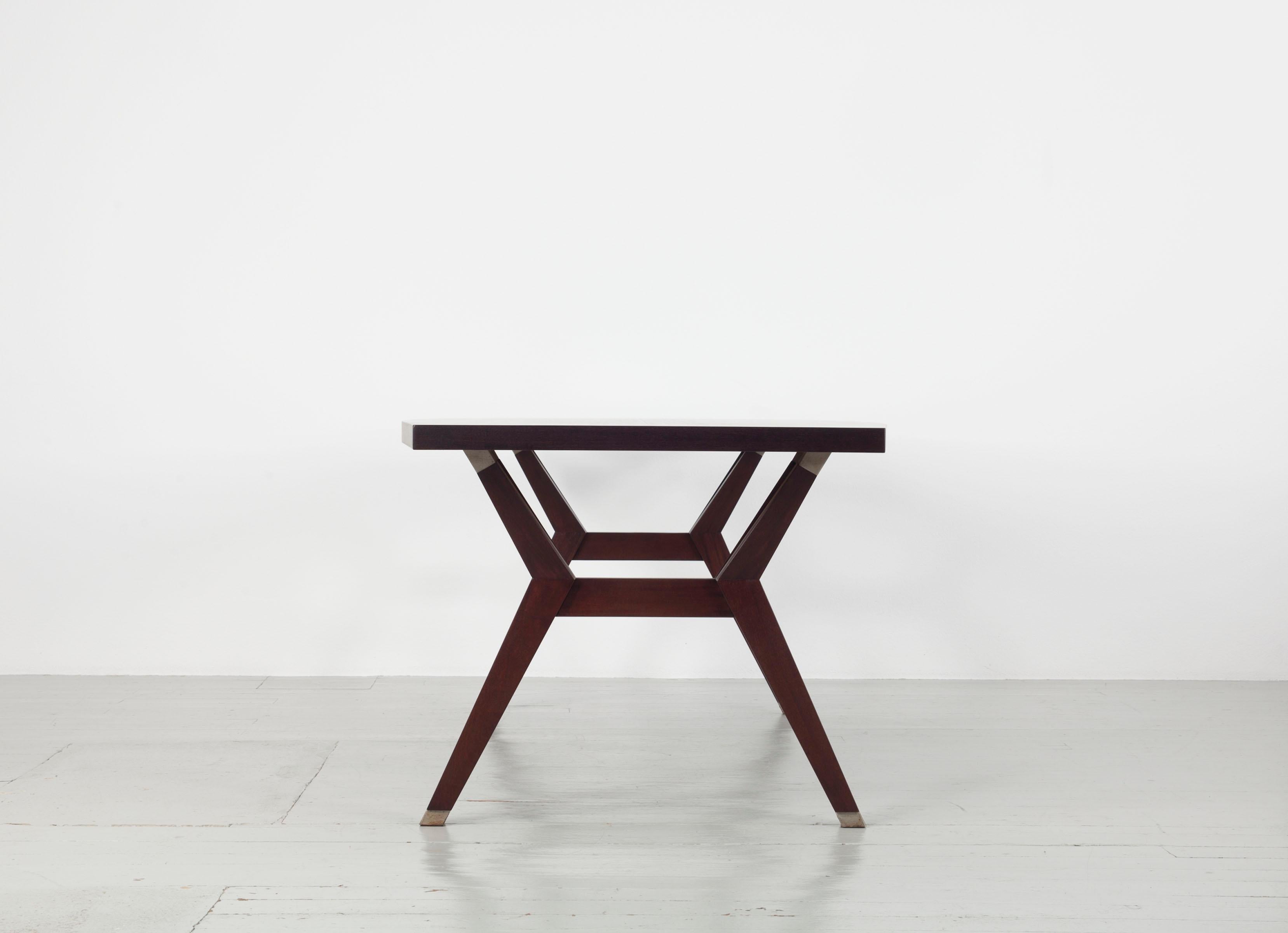 Dining Table, Design by Ico Parisi, Manufactured by MIM In Good Condition In Wolfurt, AT