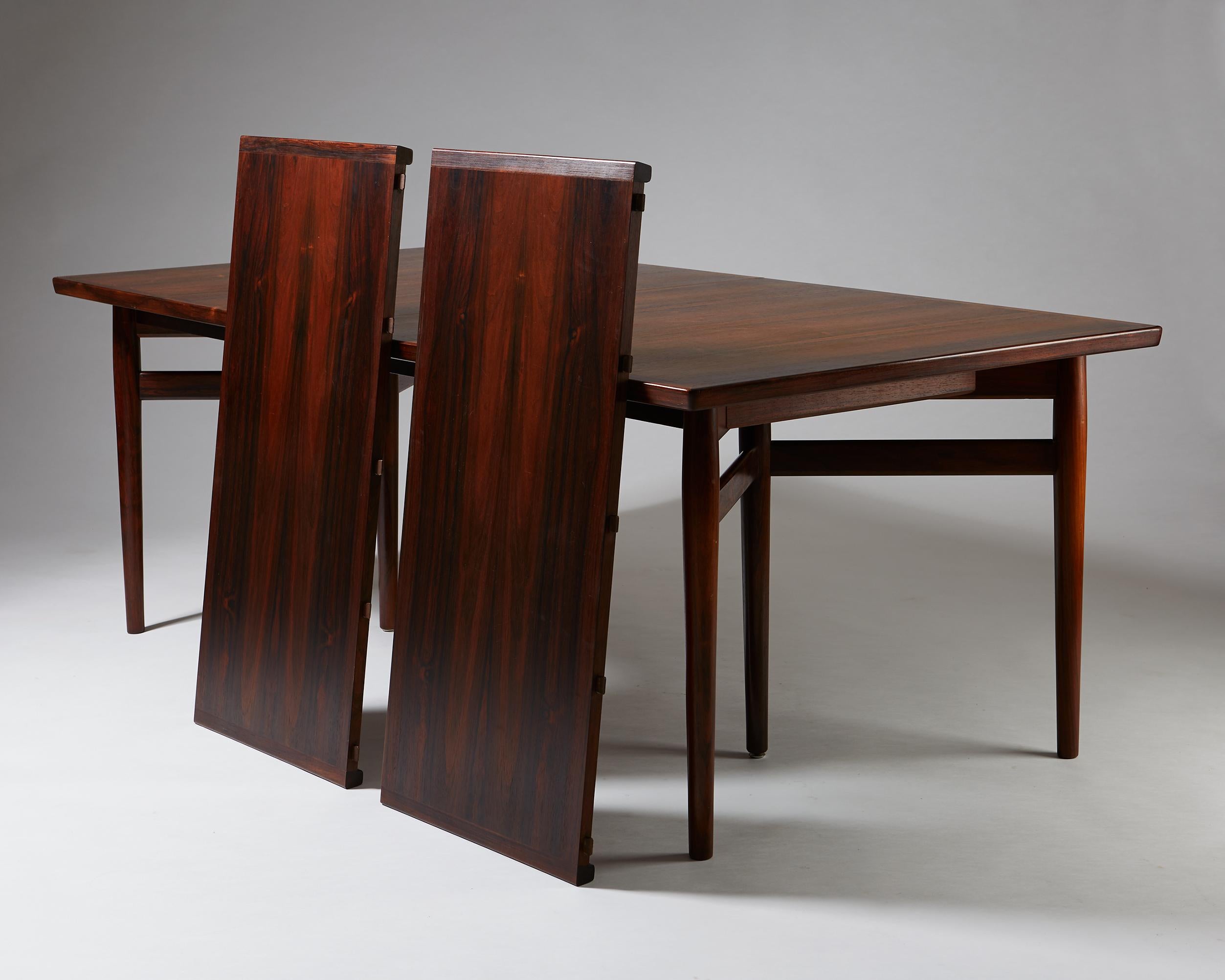 arne vodder dining table