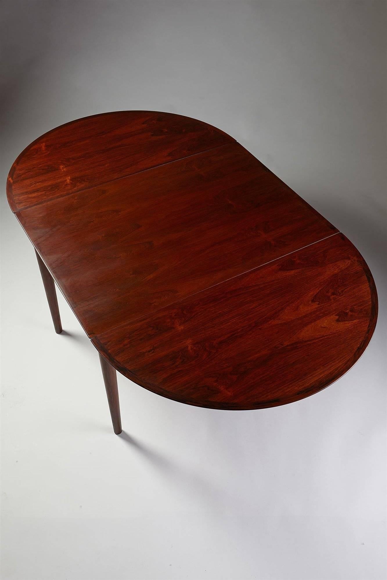 Dining Table Designed by Arne Vodder for Sibast, Denmark, 1958 In Good Condition In Stockholm, SE