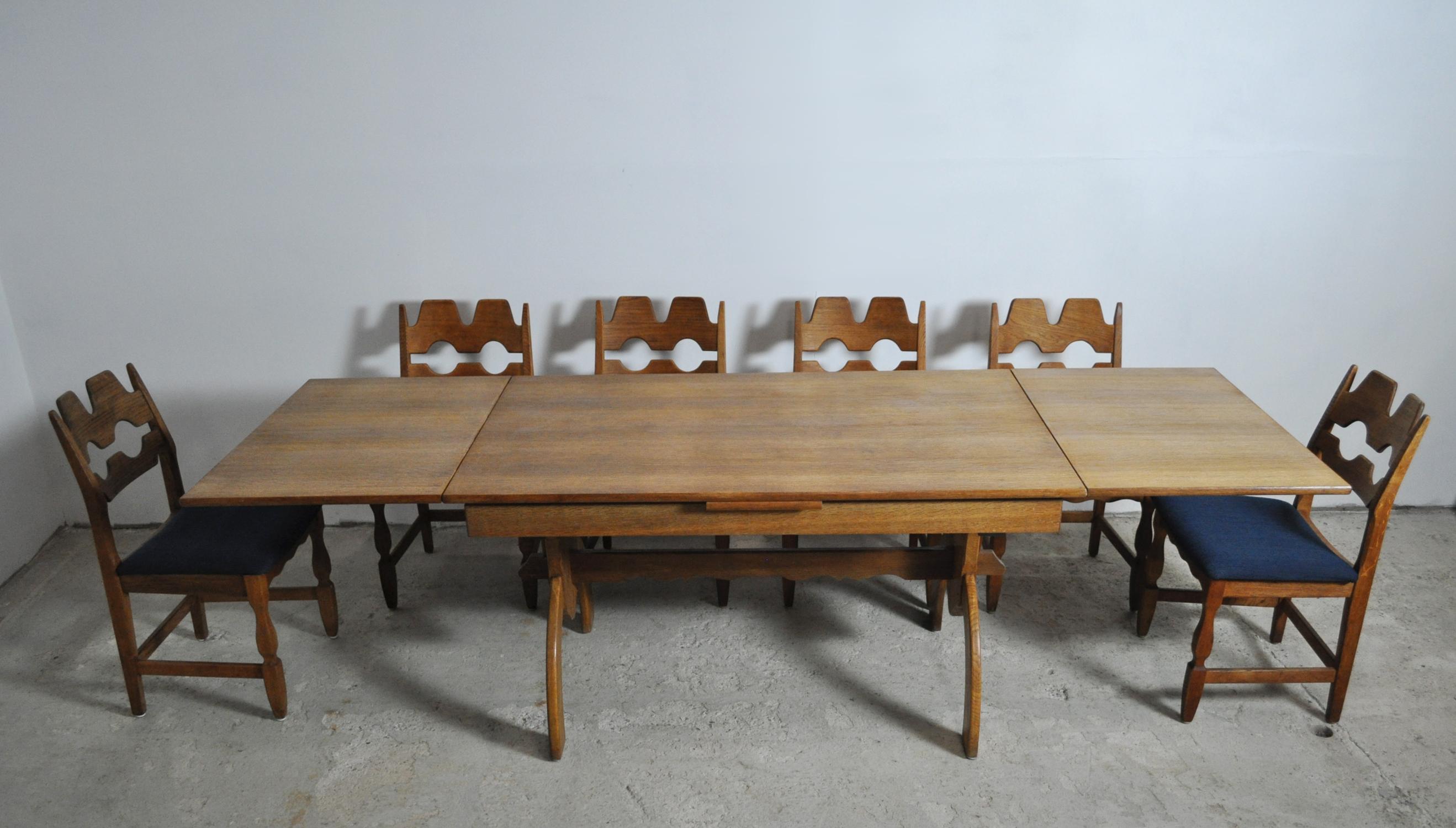 Lacquered Dining Table Designed by Henning Kjærnulf for EG Kvalitetsmøbel For Sale