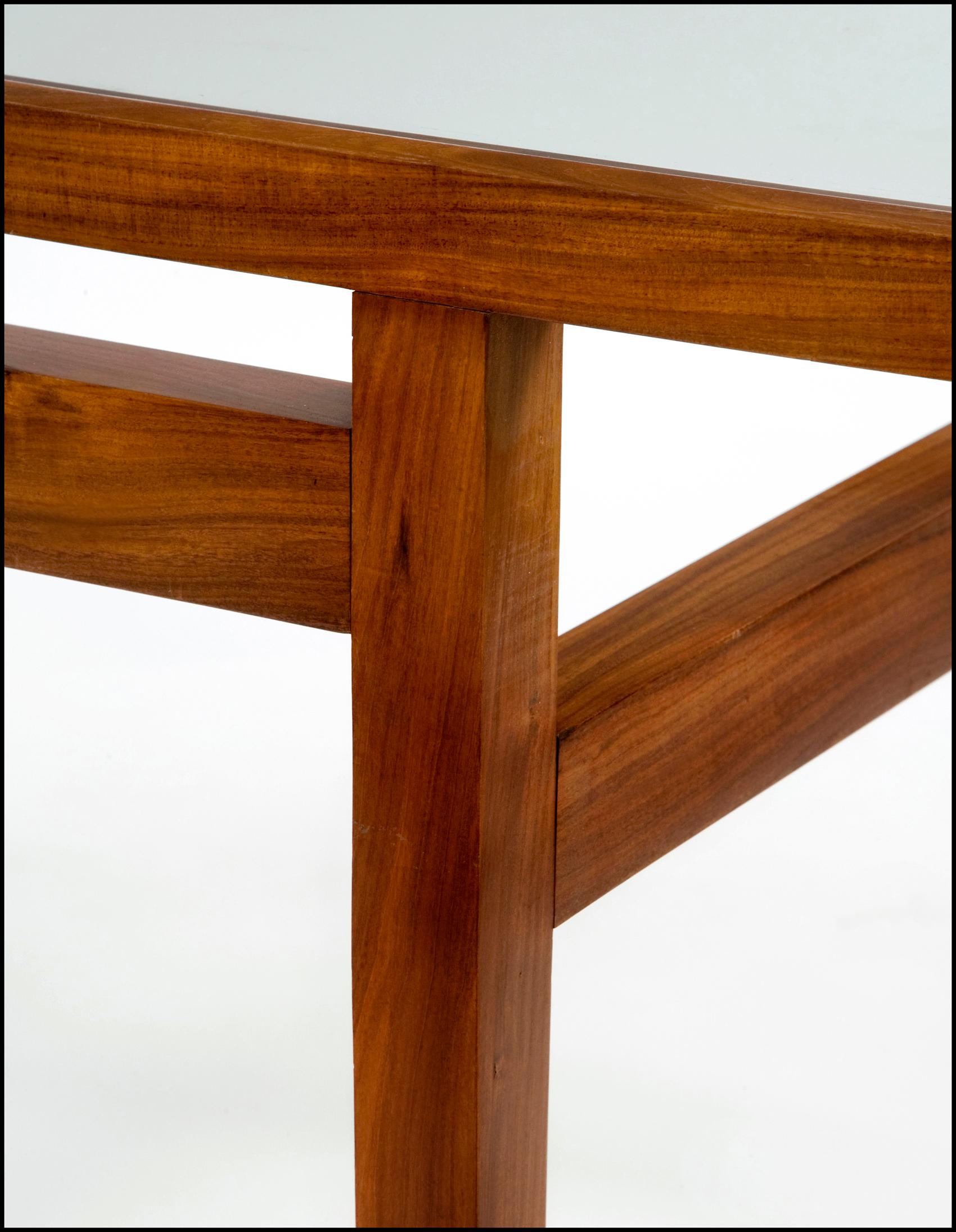 Dining Table Designed for Branco and Preto In Good Condition In New York, NY