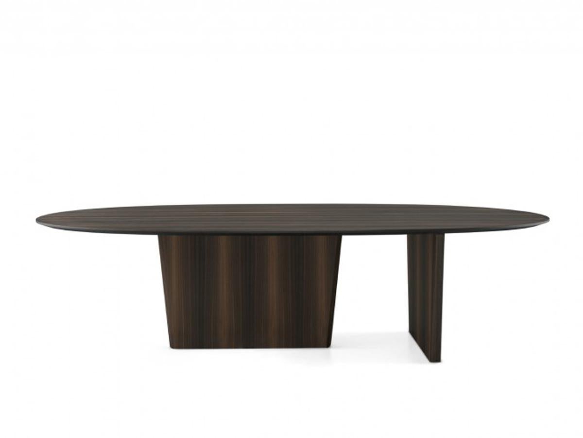 Dining Table,
Dining Table Art Modern
w.240 cm d.110 cm h.75 cm
Smoked Eucalyptus Wood Veneer
Production Time: 6 Weeks
