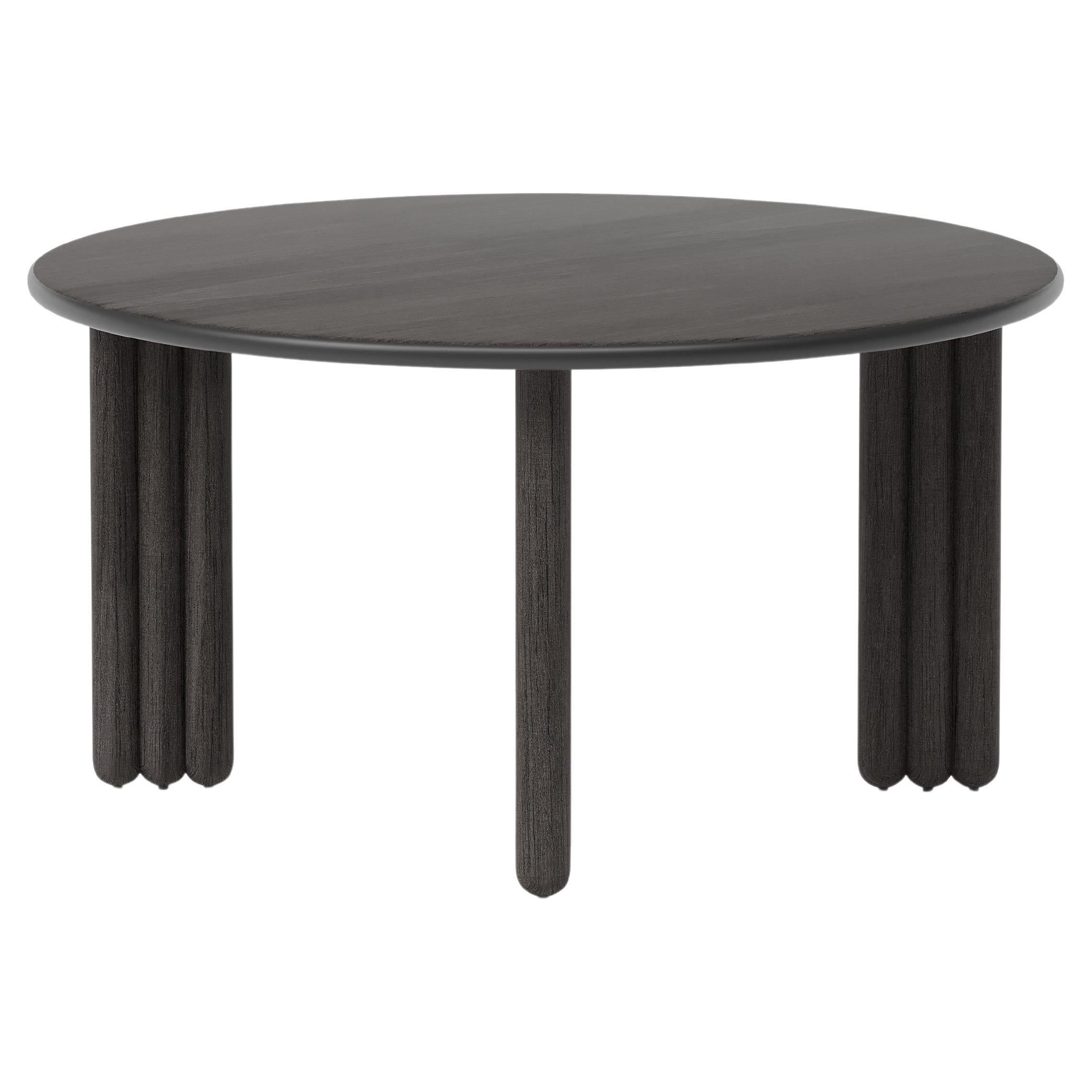 The Flock dining table is the latest addition to NOOM's Flock collection. With its simple, practical, and elegant design, the Flock table celebrates pragmatic yet sophisticated design and ergonomic comfort. It is crafted with meticulous attention to