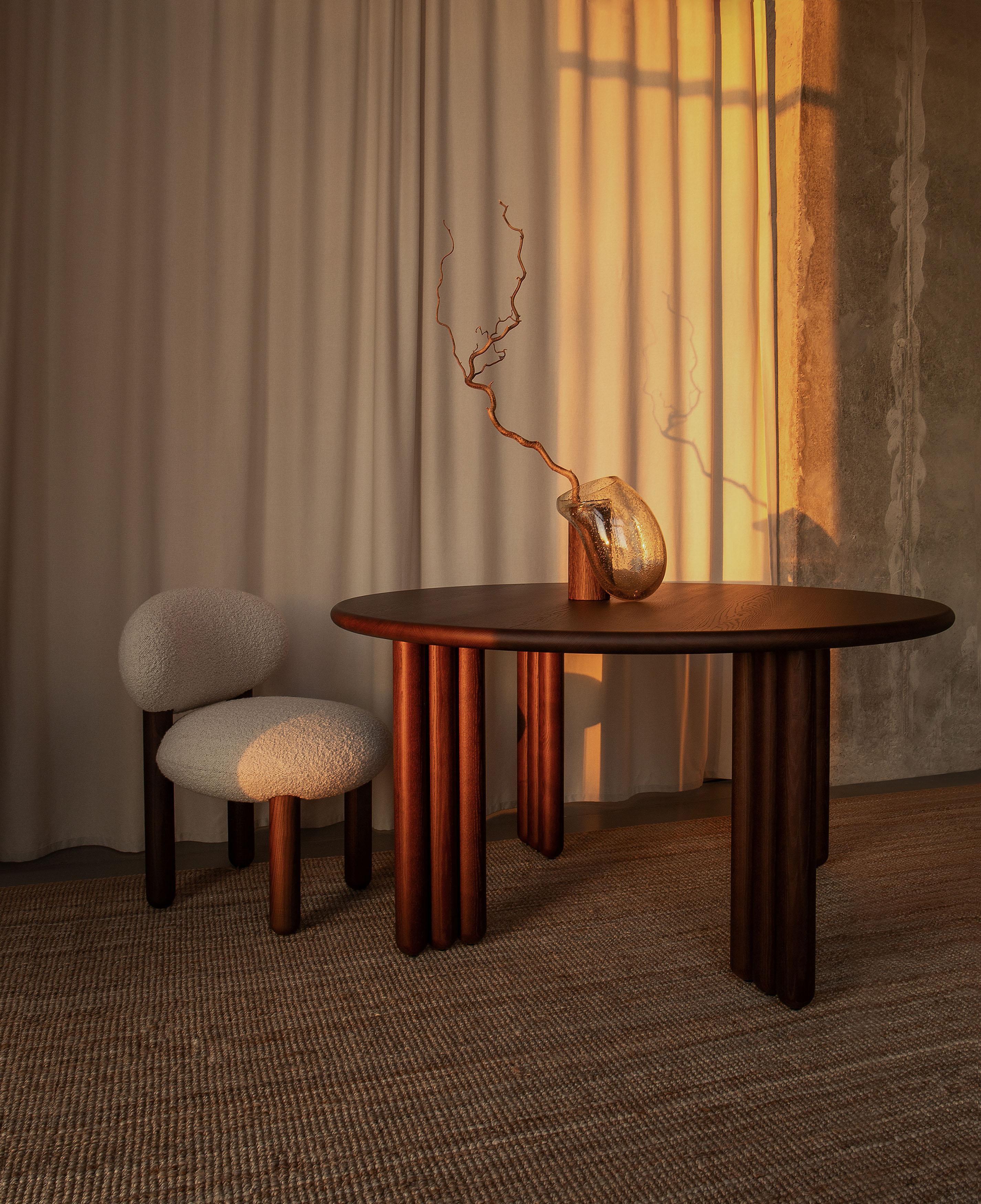 Mesa de comedor Flock de madera de fresno d140 cm by Noom Ucraniano en venta