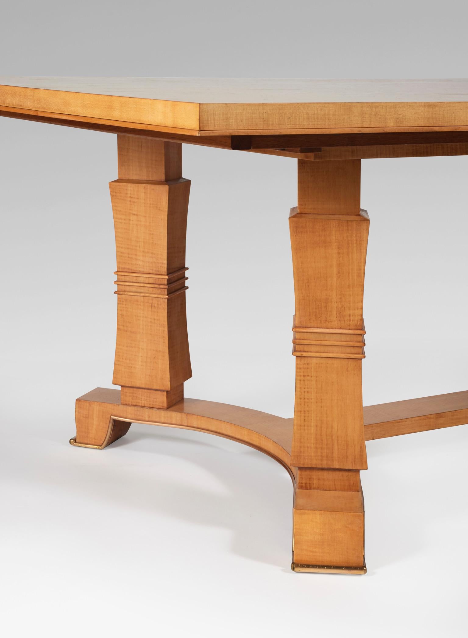 Table à manger en vente 1