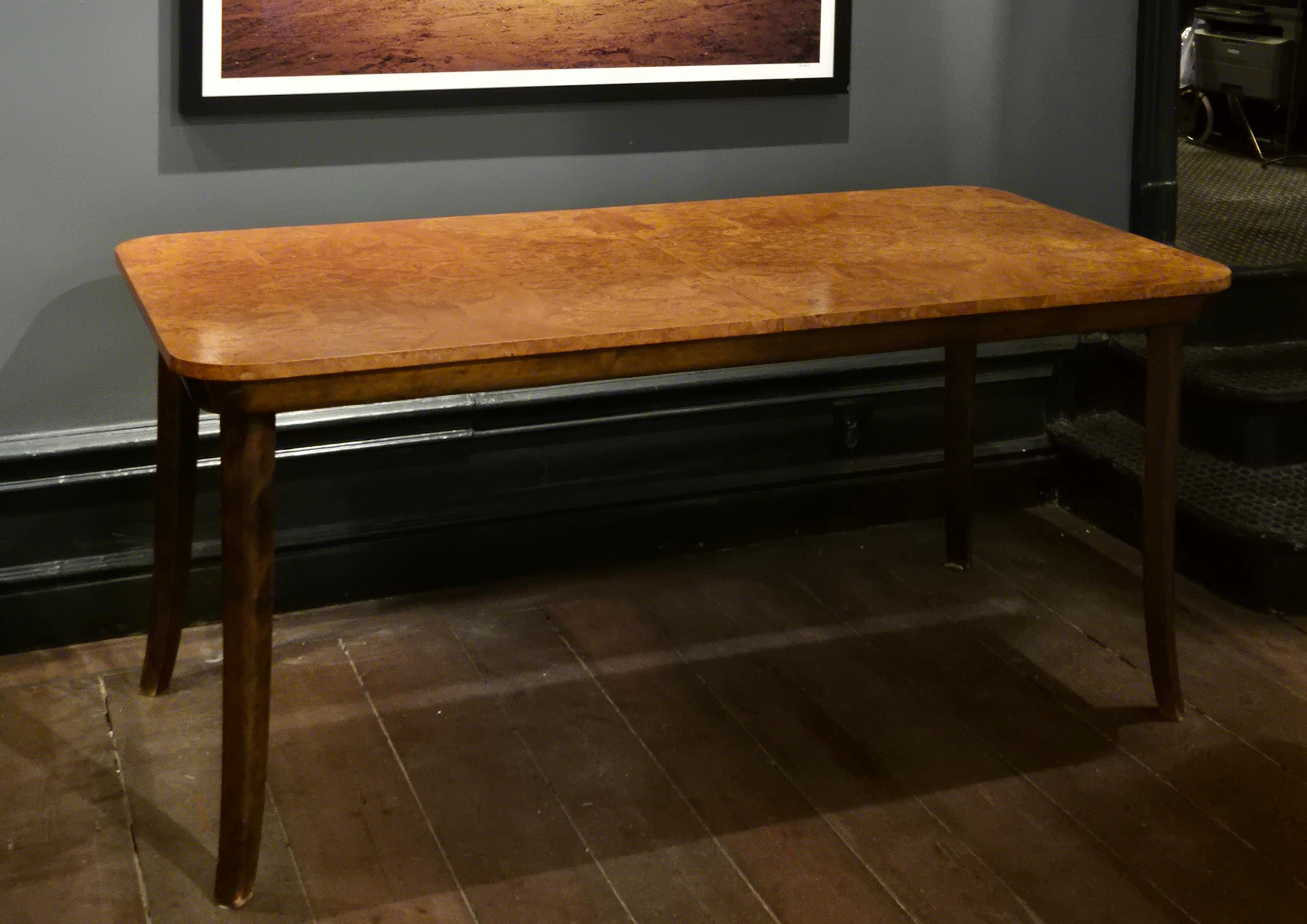 Hêtre Table de salle à manger en ronce et hêtre par Axel Einar Hjorth, NK 1938, Swedish Modern. en vente