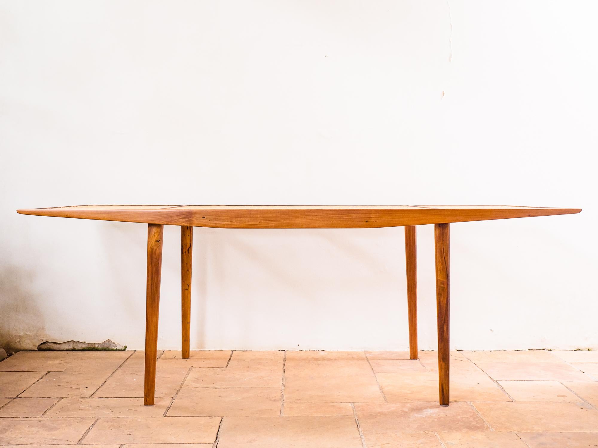 Dining Table in Caviuna and Cane Weaving by Martin Eisler, Brazil Modern, 1950s In Excellent Condition For Sale In Sao Paulo, SP