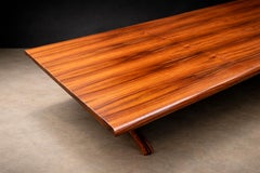 Table de salle à manger en Wood Caviúna par Novo Rumo, moderne brésilien, années 1960 - Lot 767