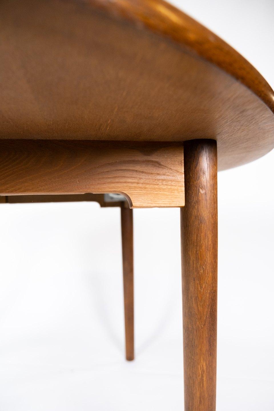 Esstisch aus dunkler Eiche, dänisches Design aus den 1960er Jahren (Mitte des 20. Jahrhunderts) im Angebot
