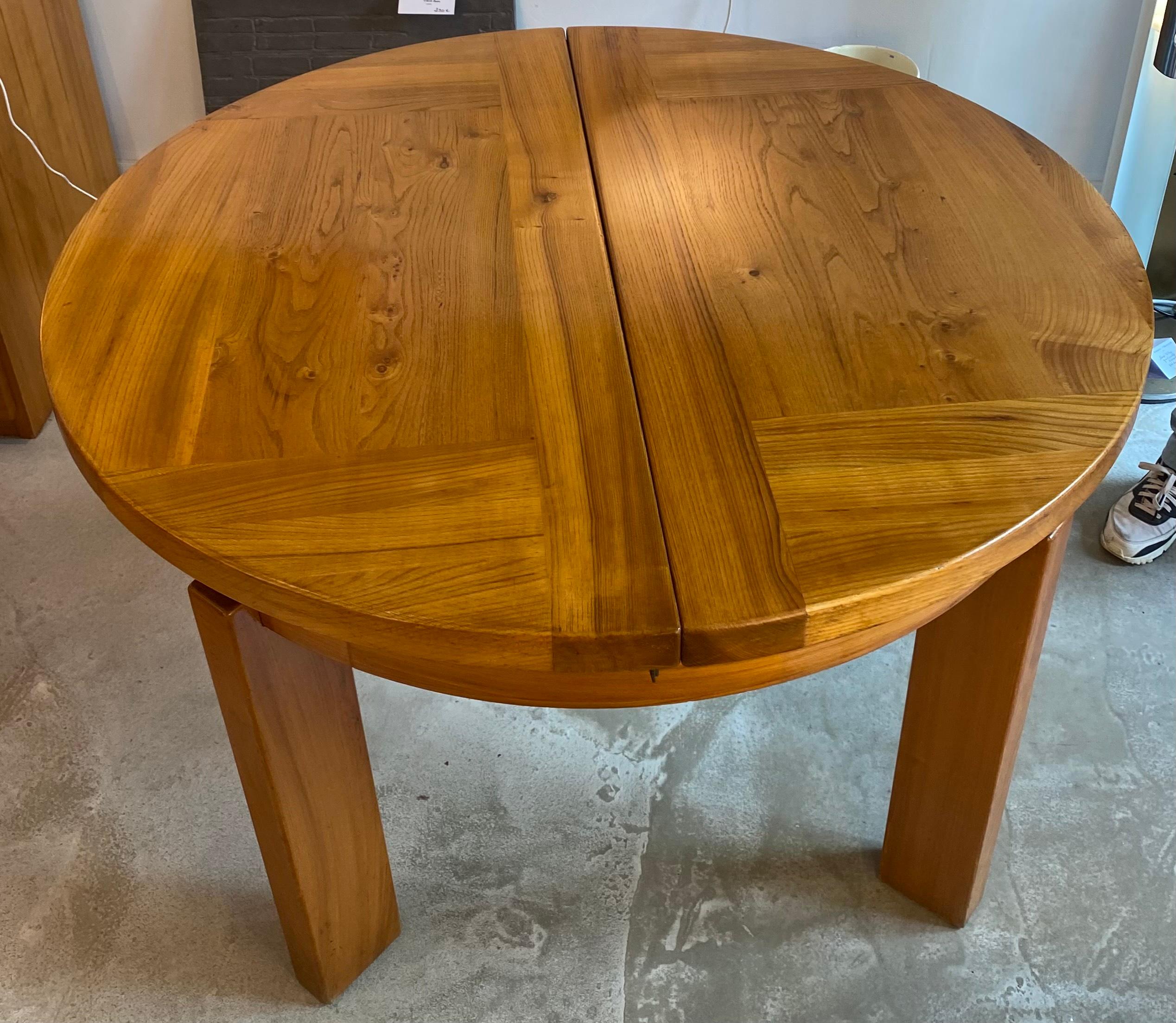 Dining Table in Elm Wood, Regain, 1978 For Sale 8
