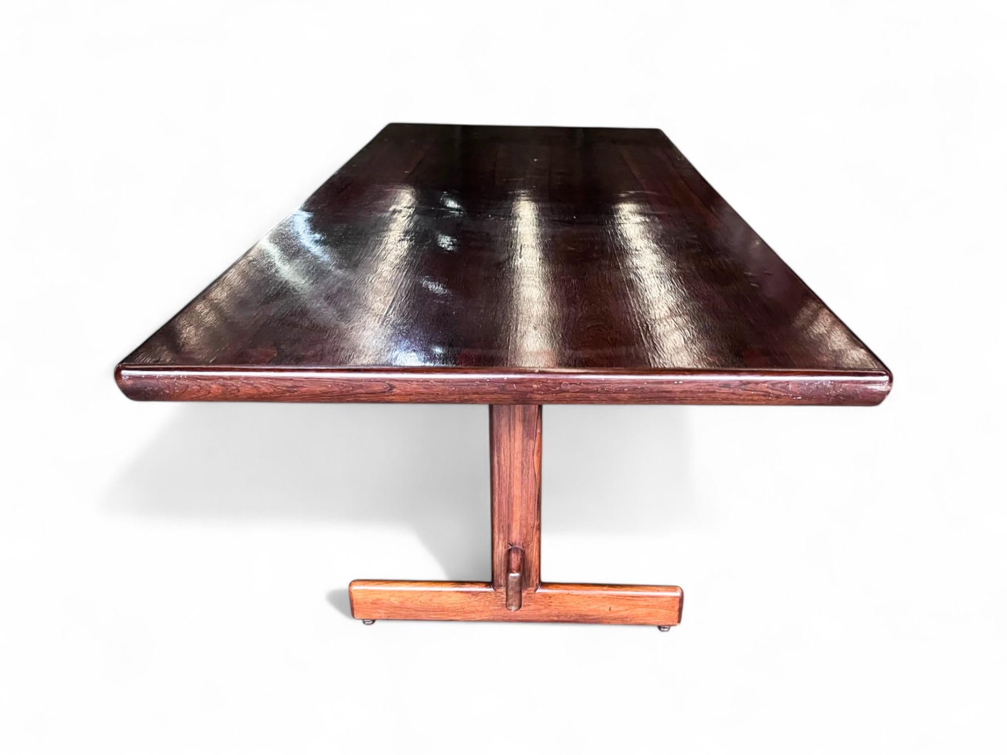 Mesa de comedor de madera de Jorge Jabour, c. 1960 en venta 6
