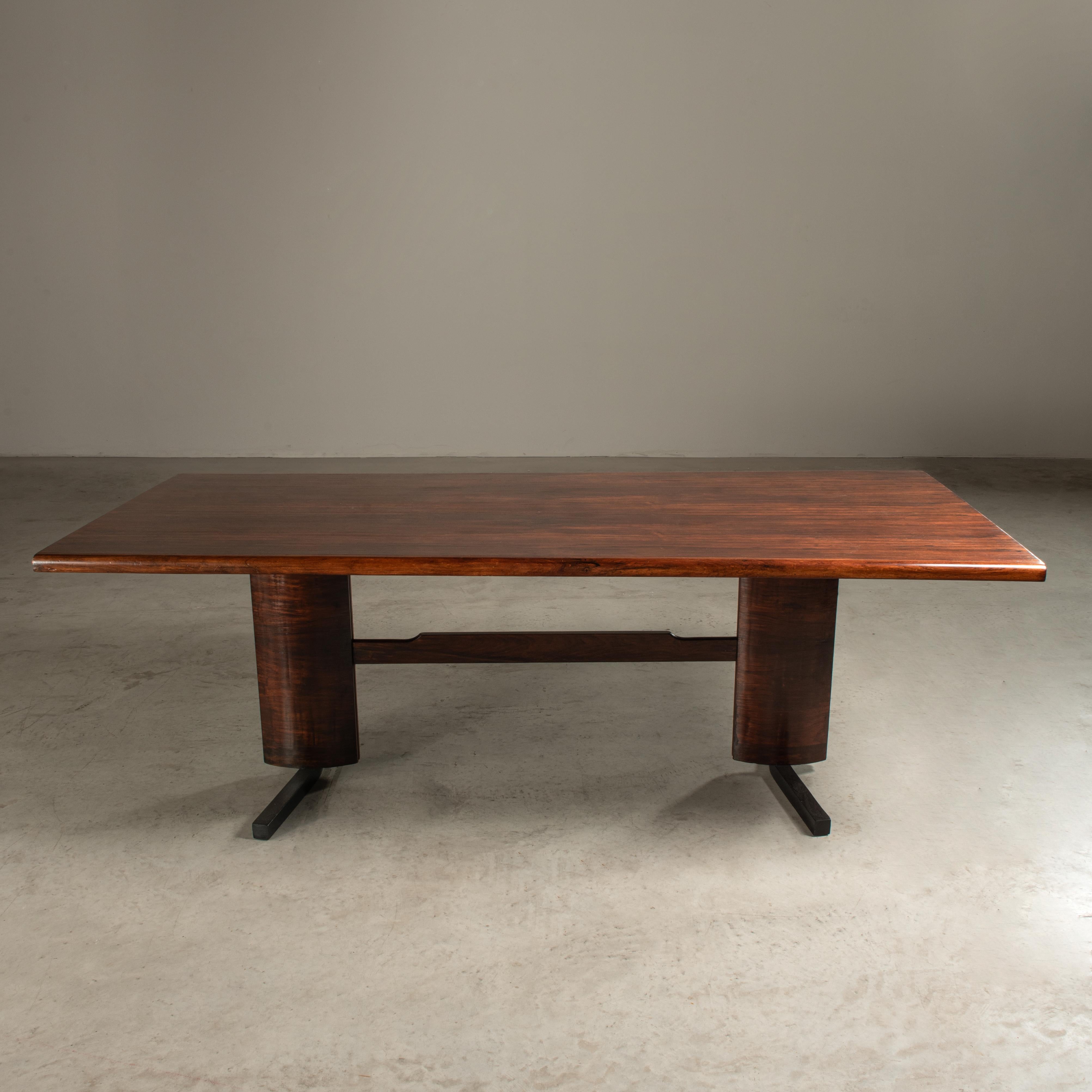 Dining Table in Hardwood, by Novo Rumo, Brazilian Mid-Century Modern For Sale 4