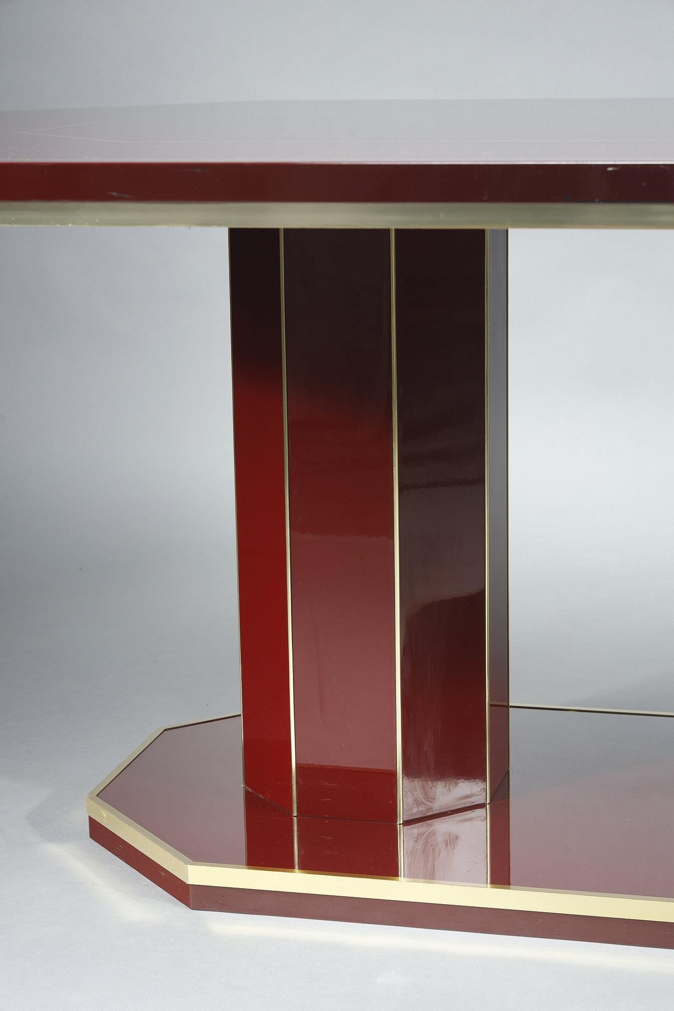 Dining table in lacquered wood and gilded brass, Designed by Paco Rabanne 4