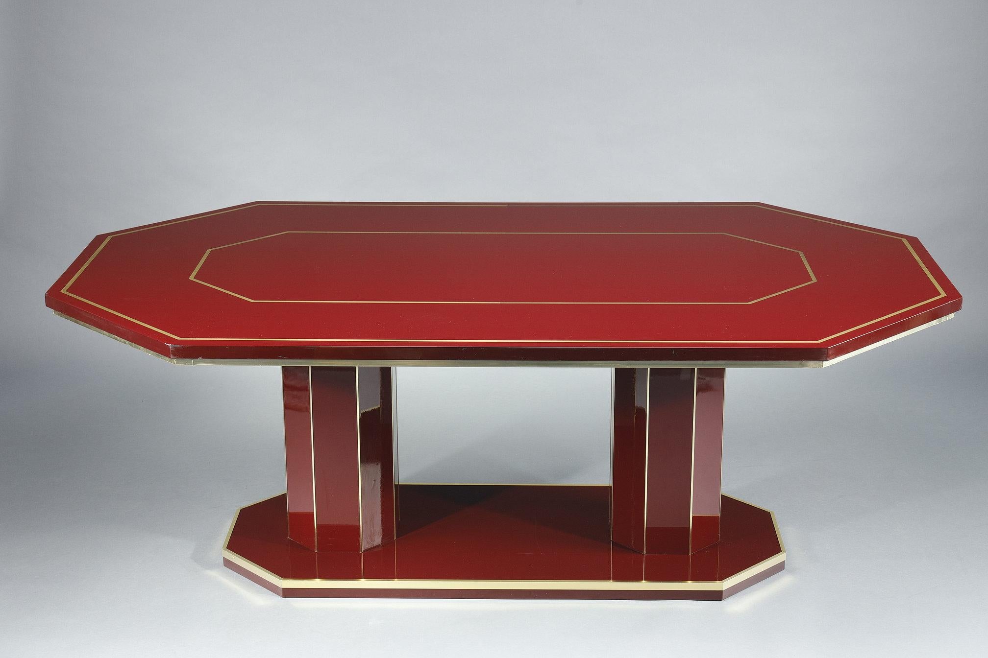 French Dining table in lacquered wood and gilded brass, Designed by Paco Rabanne