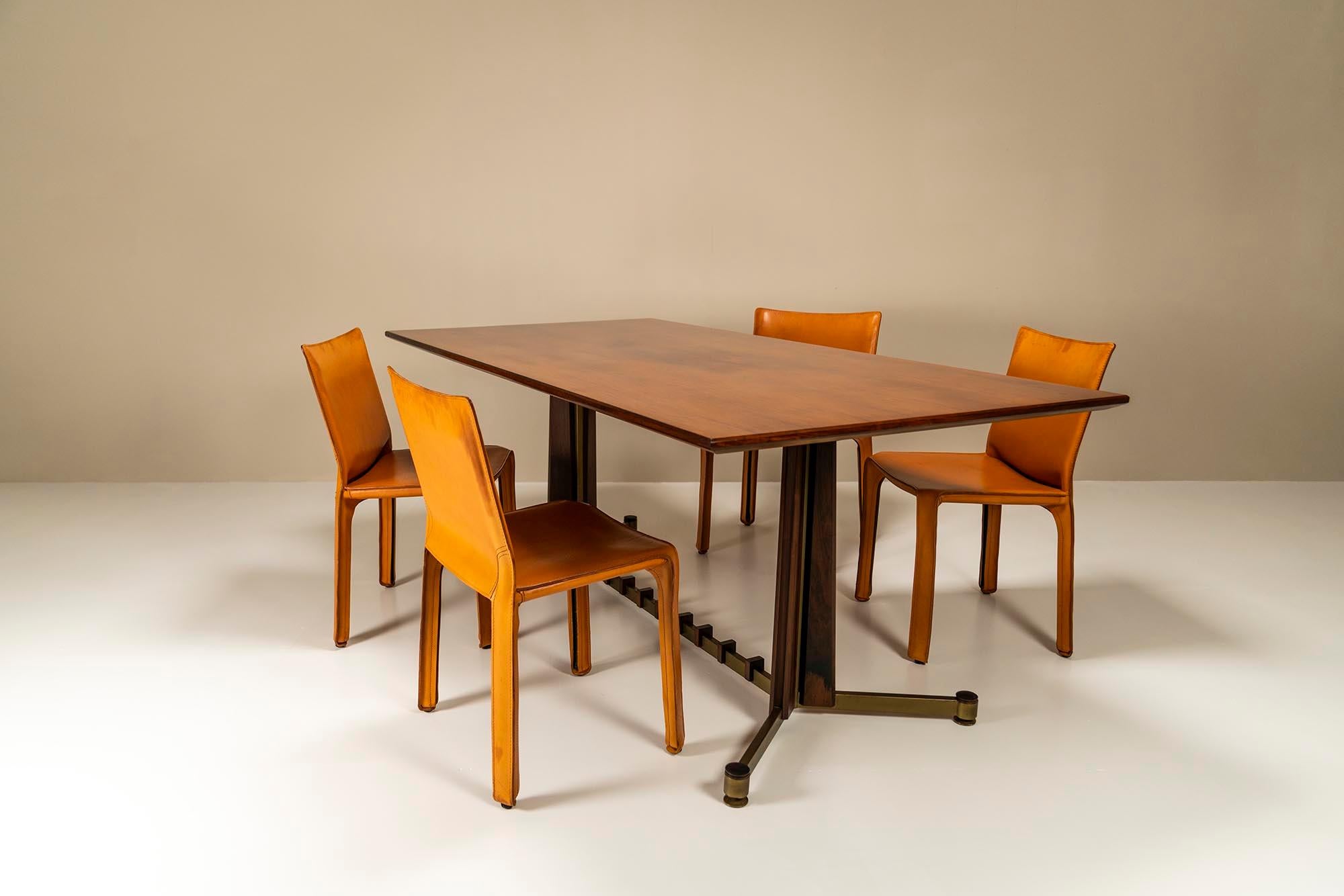 Dining Table in Mahogany, Rosewood and Brushed Brass, Italy, 1960s For Sale 3