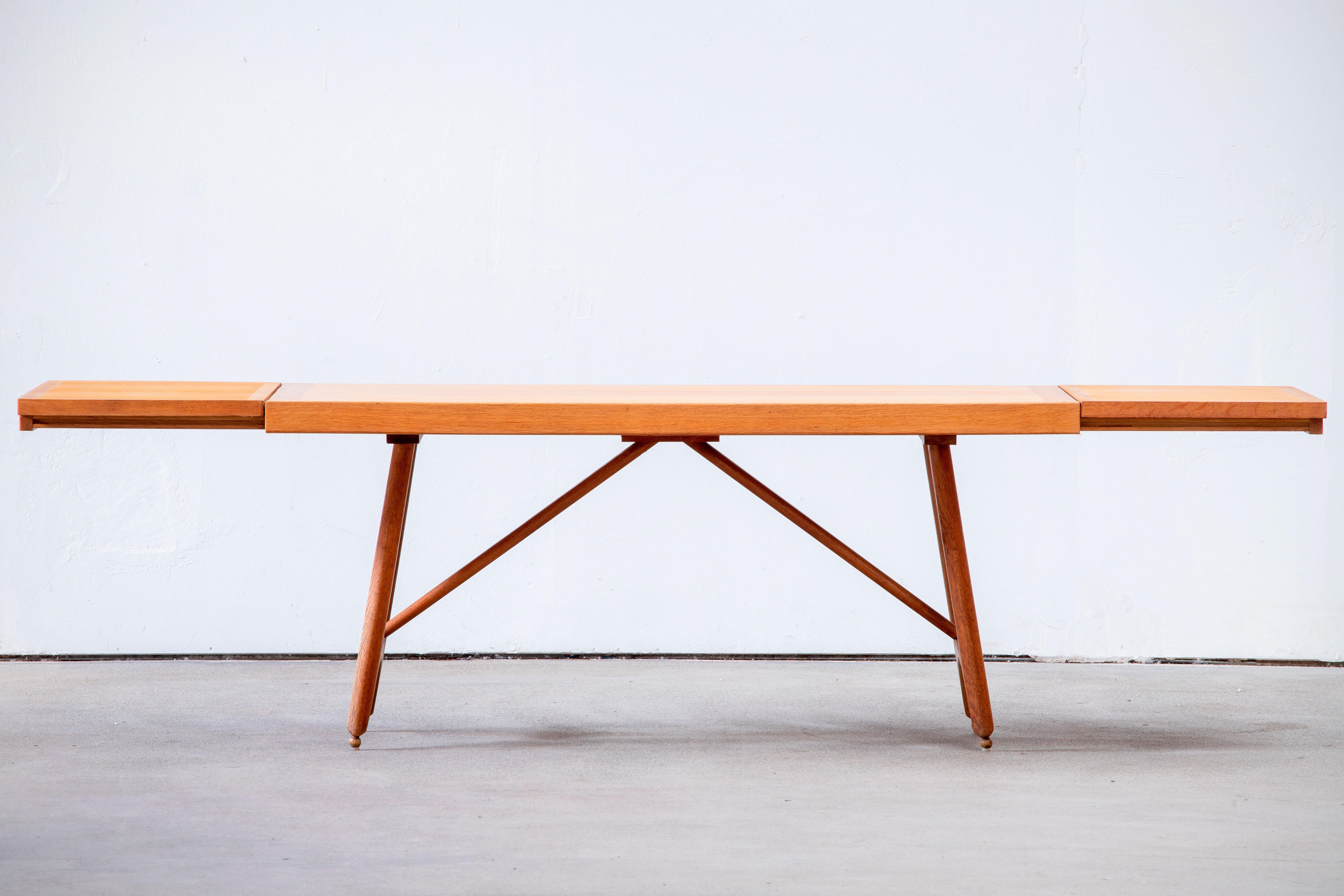 French Dining Table, in Oak by Guillerme et Chambron for Votre Maison, France, 1965 For Sale