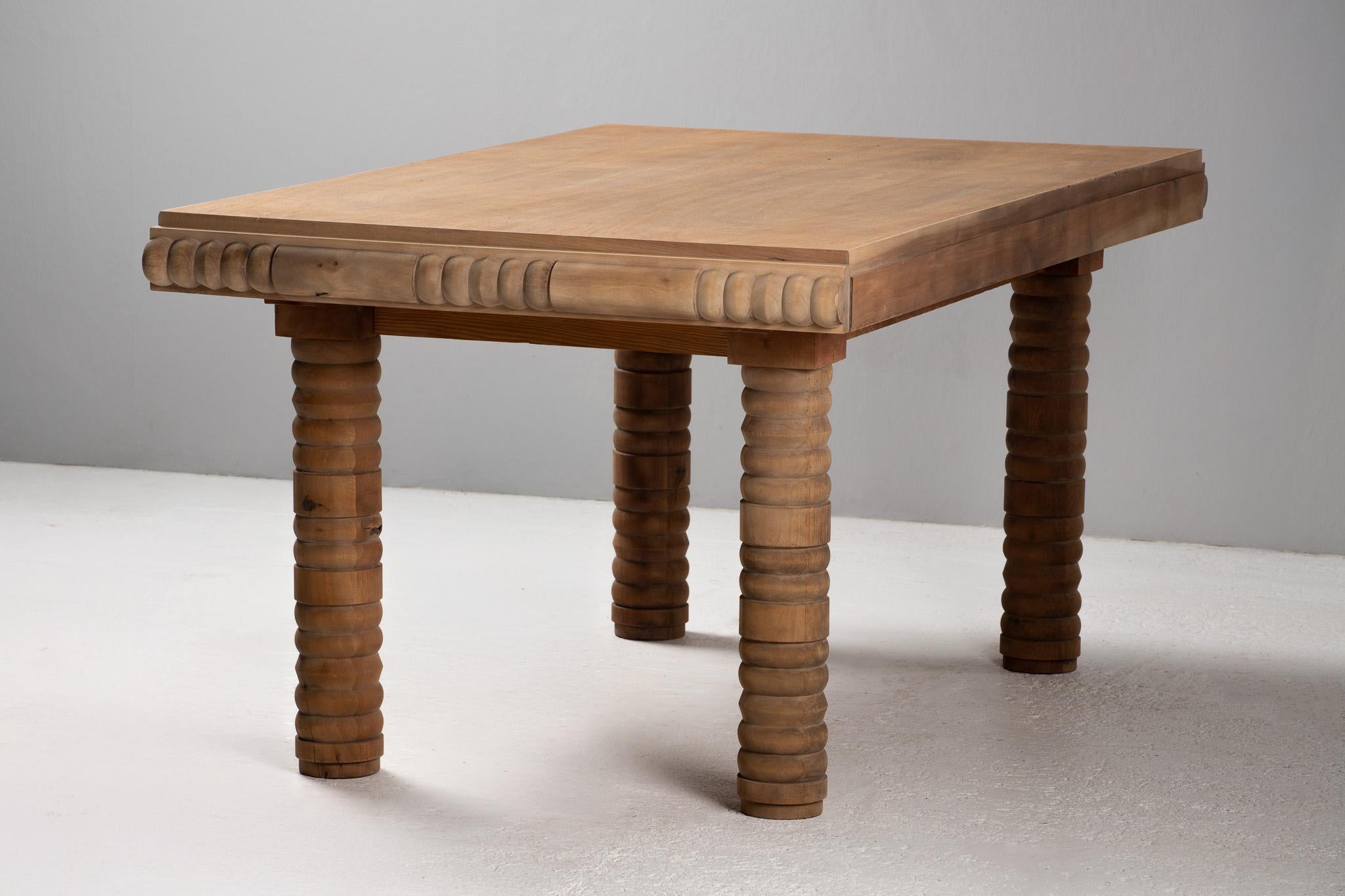 Dining Table in Oak, France, 1950s For Sale 6