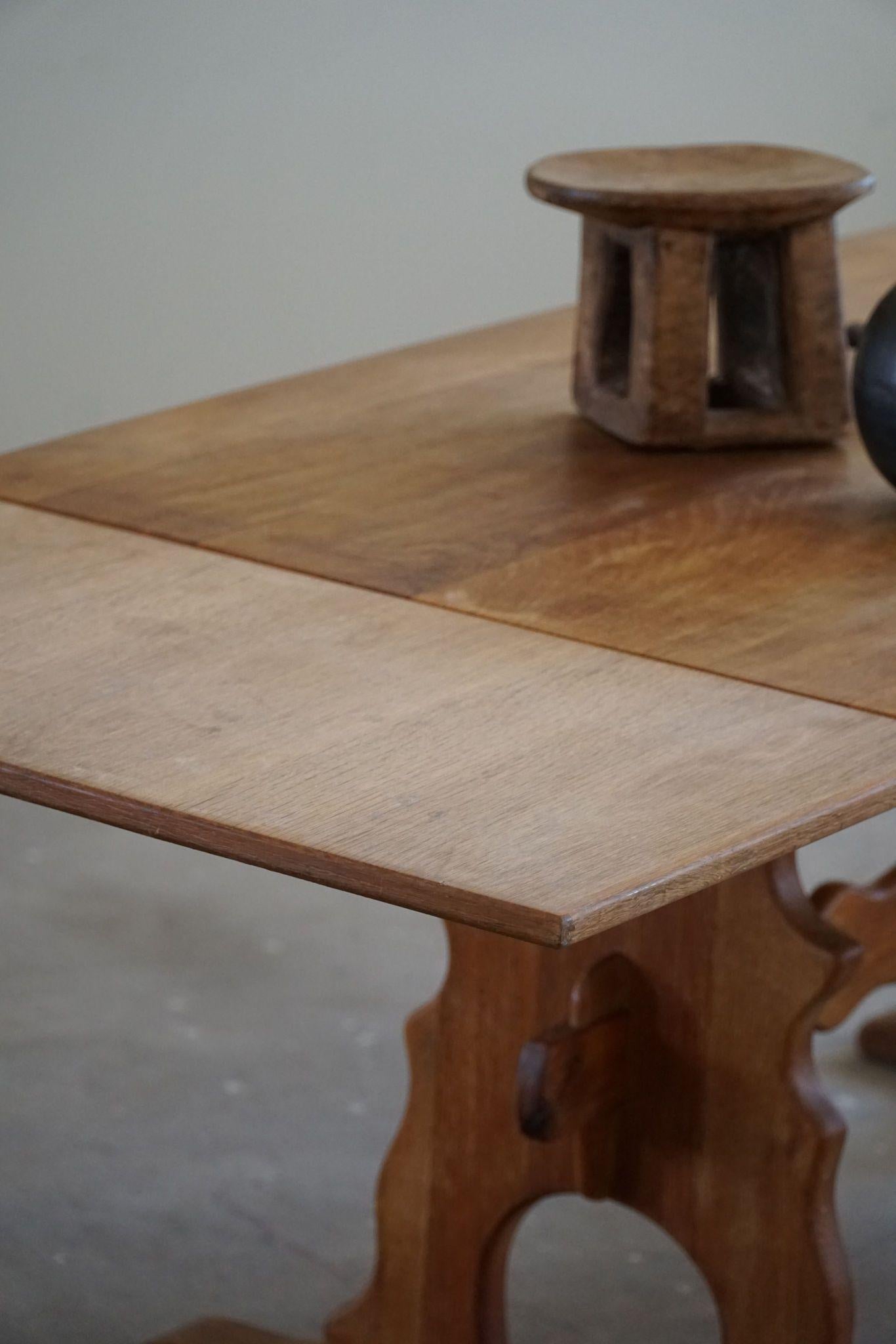 20ième siècle Table de salle à manger en Oak, Henning Kjærnulf, Danish Mid Century Modern, 1960s en vente