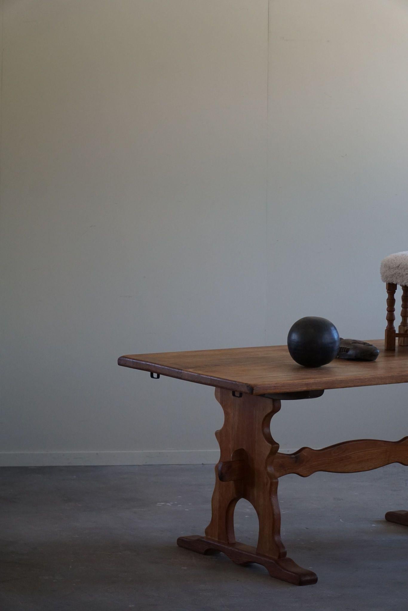 Table de salle à manger en Oak, Henning Kjærnulf, Danish Mid Century Modern, 1960s en vente 1