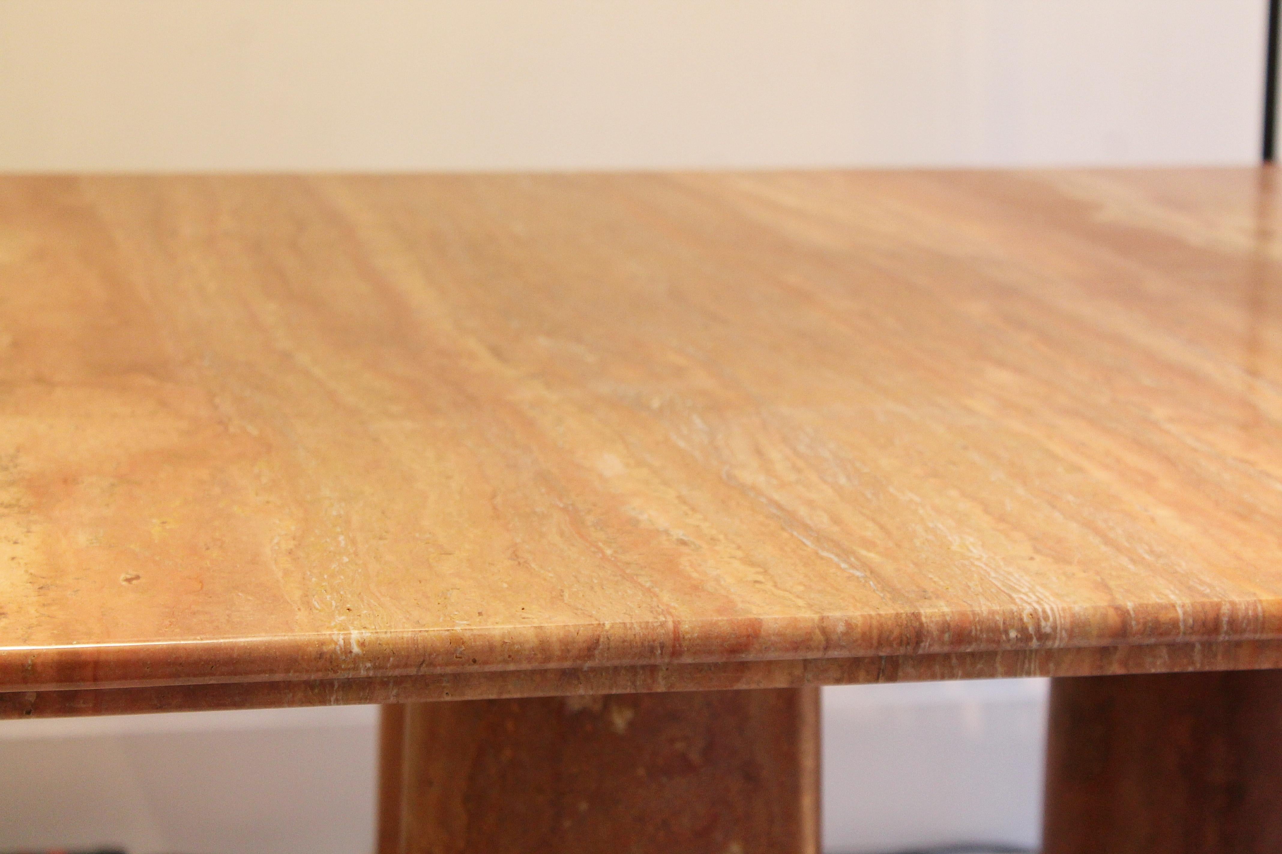 Late 20th Century Dining Table in Red Travertine 'Il Collonato' by Mario Bellini, Italy, 1970s For Sale