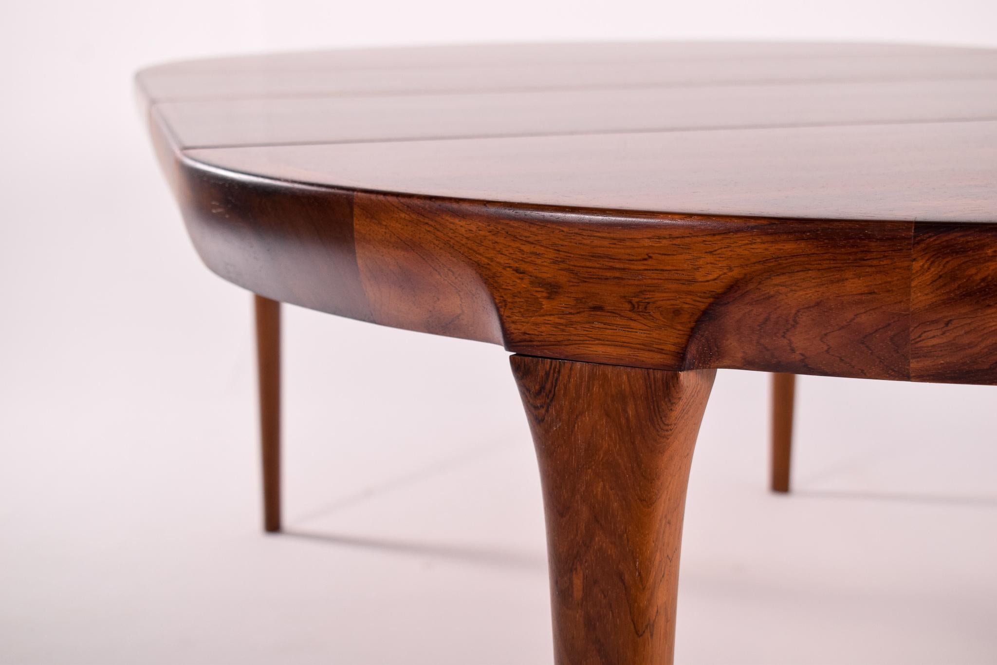 Dining Table in Rosewood by Ib Kofod Larsen for Faarup Mobelfabrik 4