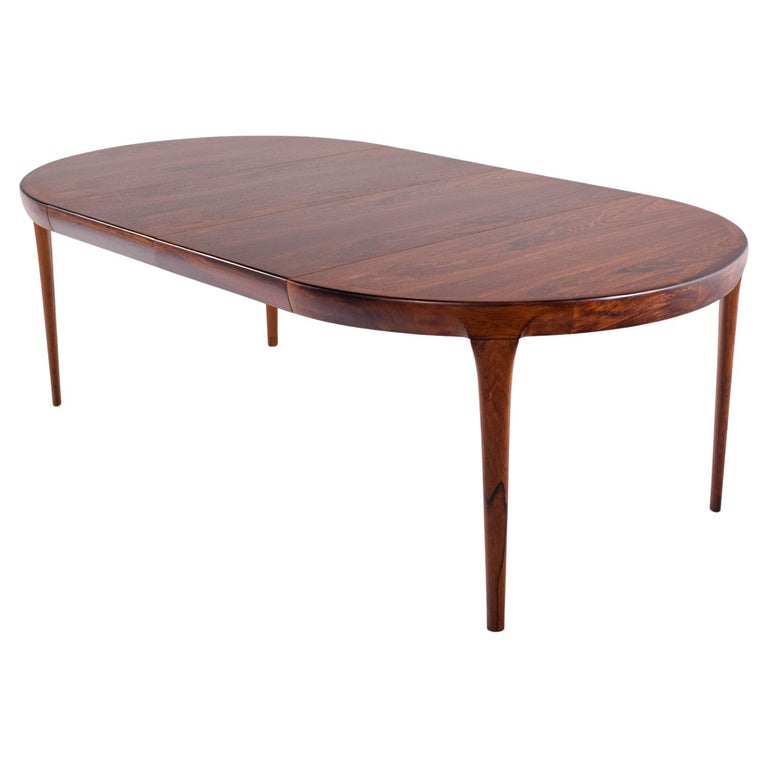 Dining Table in Rosewood by Ib Kofod Larsen for Faarup Mobelfabrik at