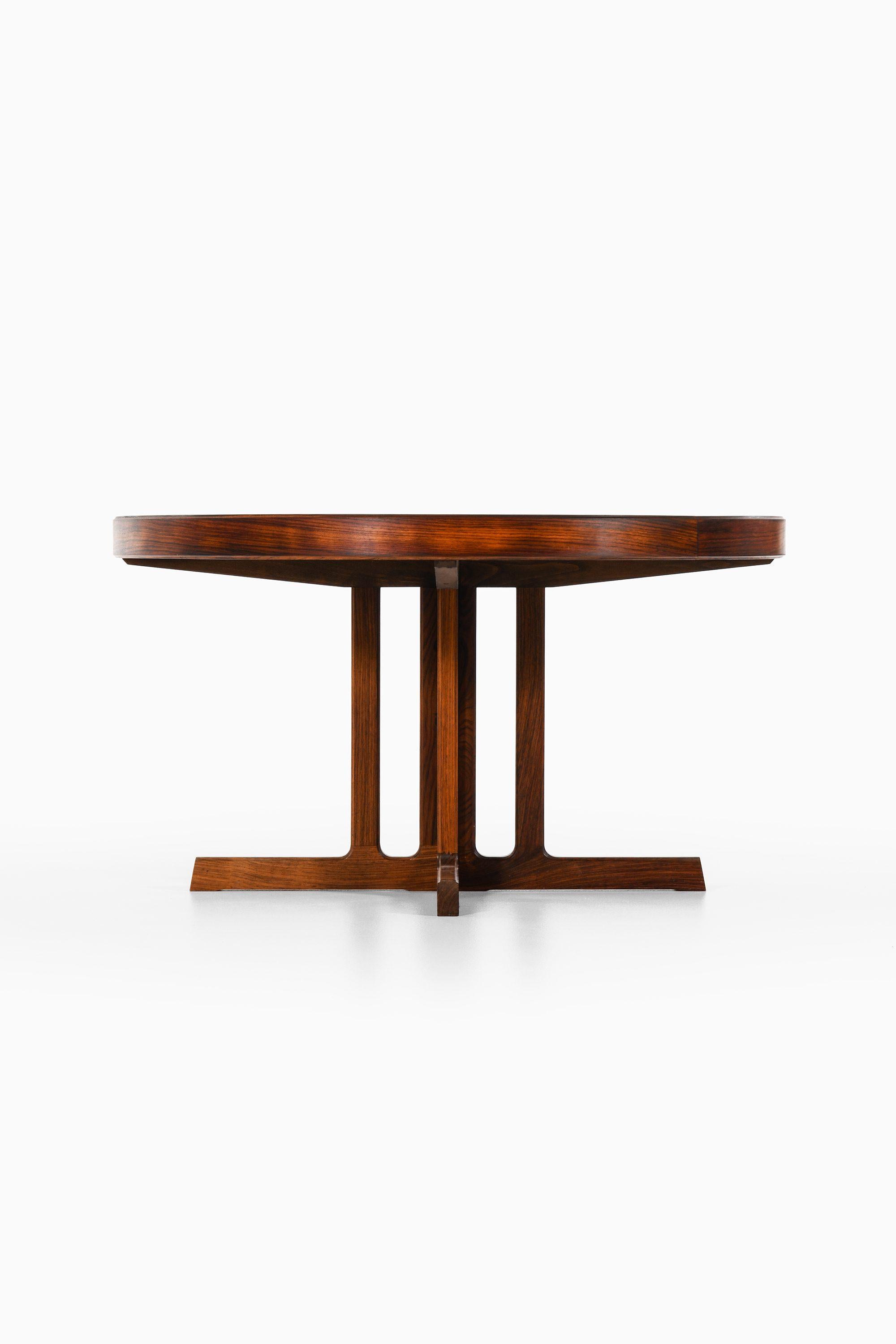 Dining Table in Rosewood by Johannes Andersen, 1968

Additional Information
Material Rosewood
Style Mid century Scandinavia
Produced by HansBech in Denmark
Dimensions W x D x H 128 308 x 128 x 72 cm
Condition: Good vintage condition with signs of