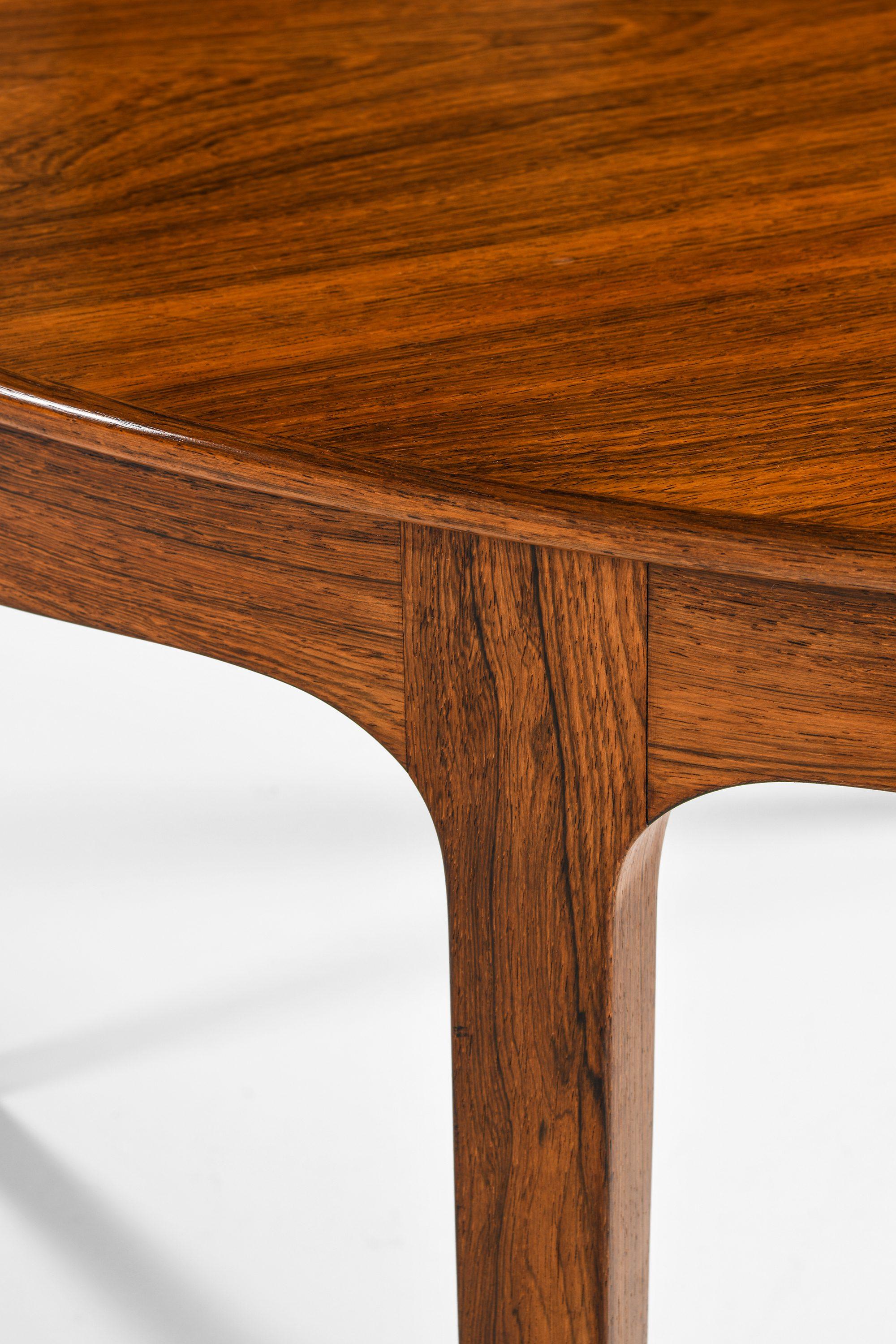 Dining Table in Rosewood by Ole Wanscher, 1945 For Sale 1
