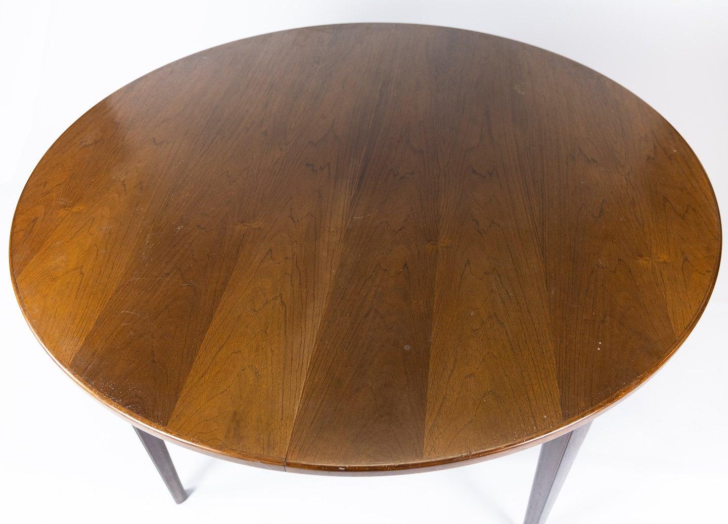 Scandinavian Modern Dining Table in Rosewood Designed by Omann Junior from the 1960s. For Sale