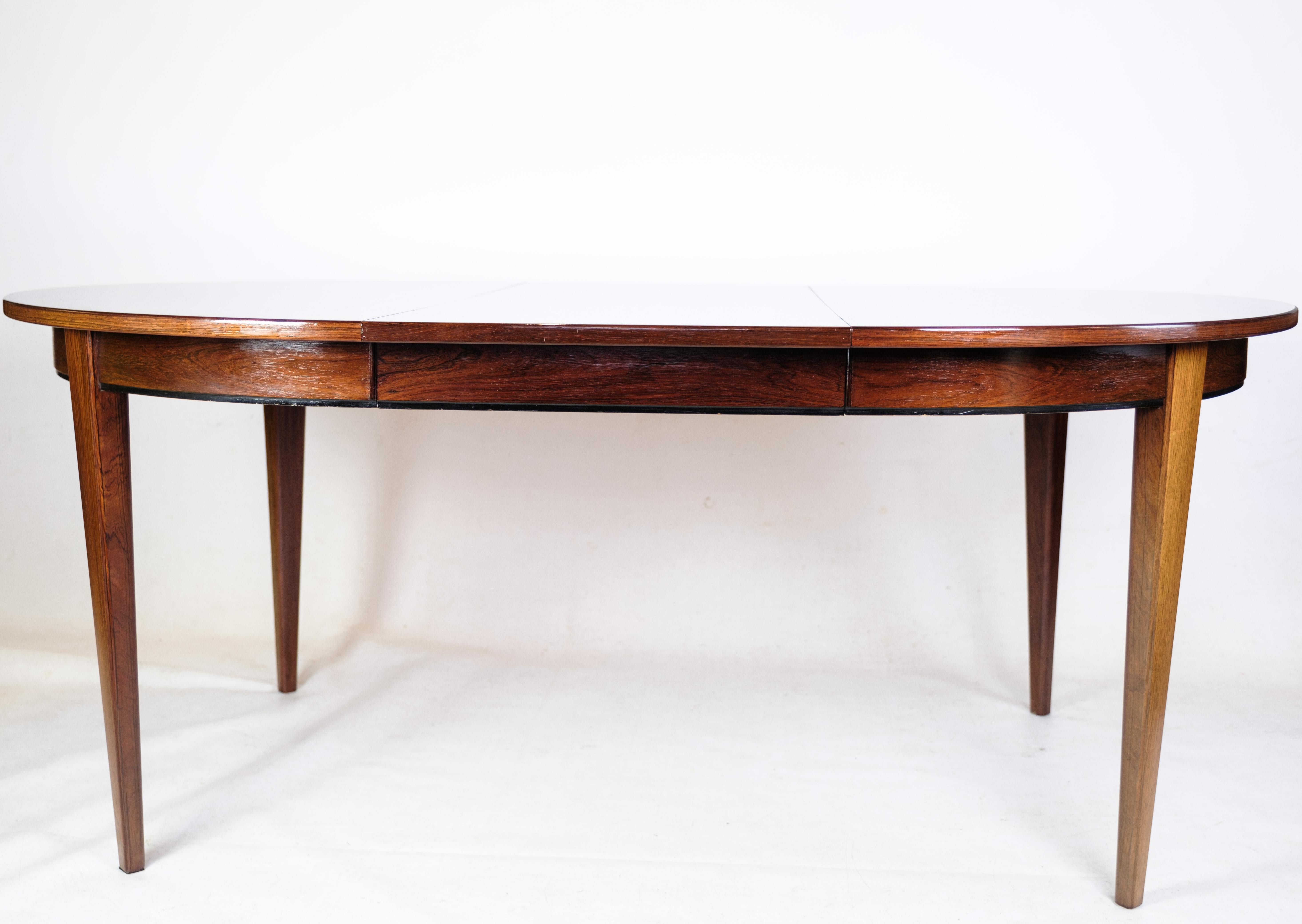 Dining Table in Rosewood Model 55 By Omann Junior From 1960's In Excellent Condition For Sale In Lejre, DK