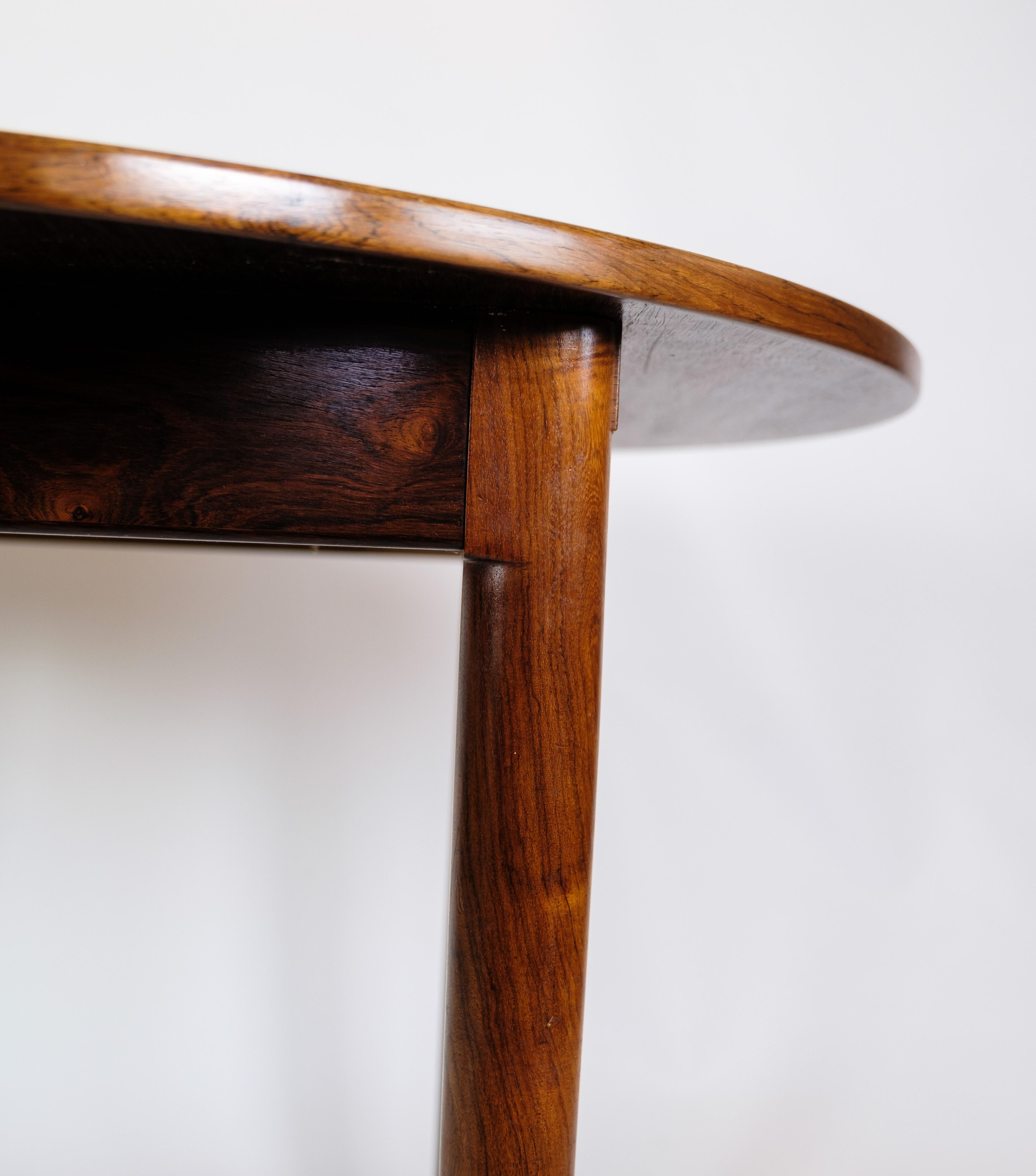 Mid-20th Century Dining Table in Rosewood of Danish Design from the 1960s For Sale