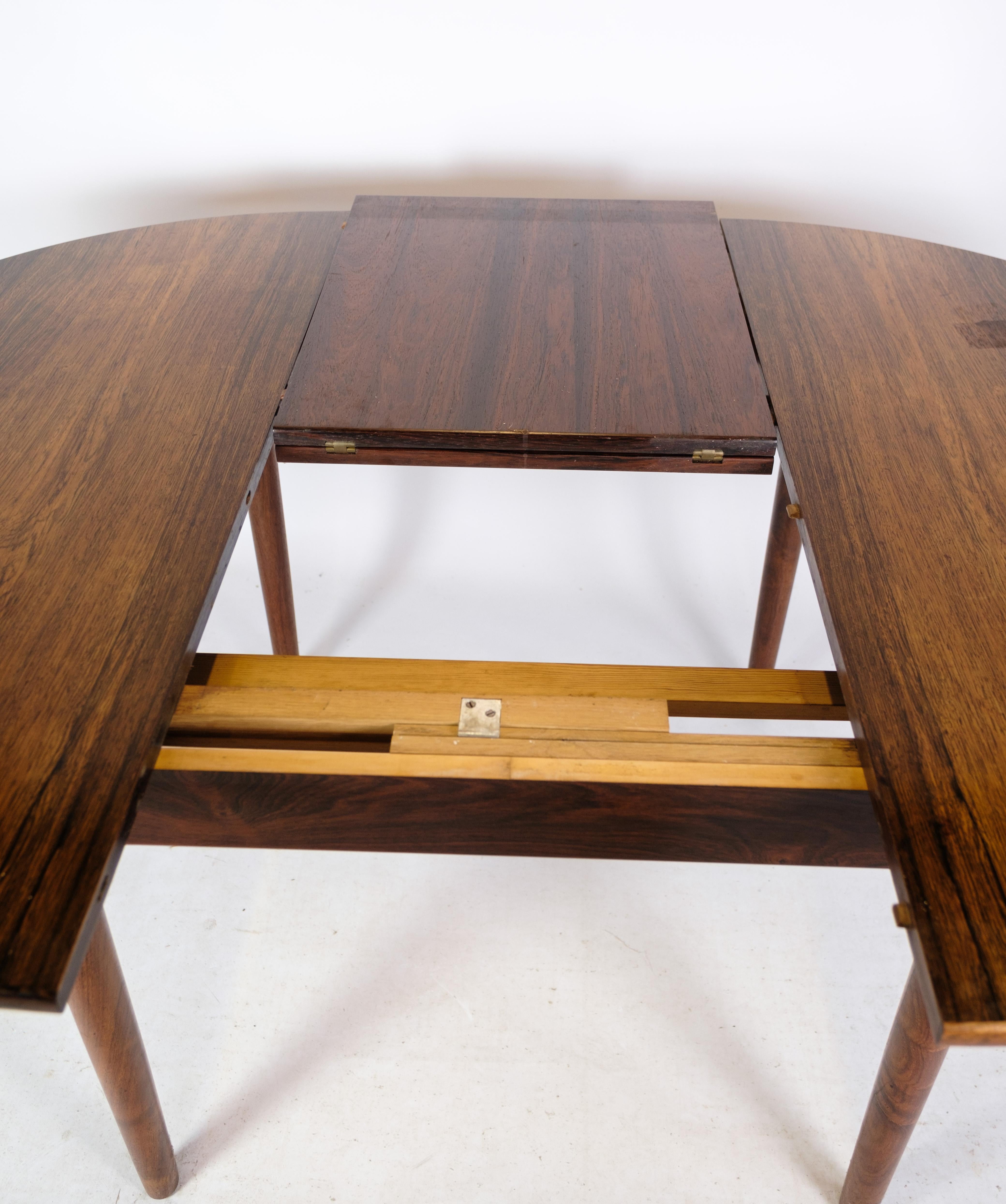 Dining Table in Rosewood of Danish Design from the 1960s For Sale 4