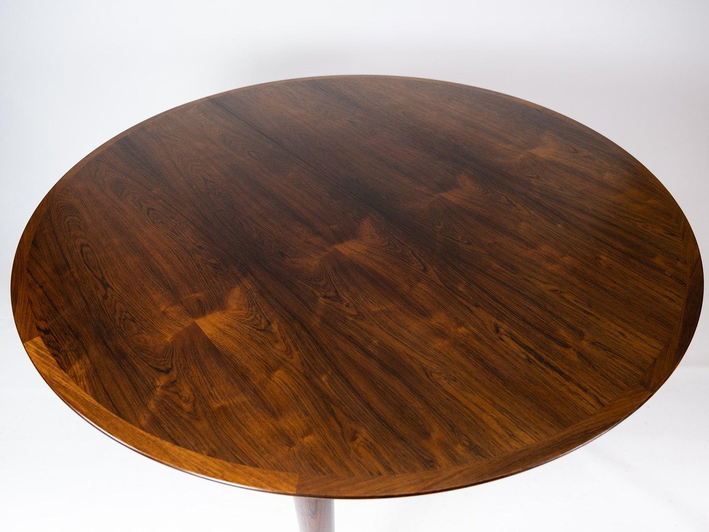 Scandinavian Modern Dining Table in Rosewood of Designed by Arne Vodder from the 1960s For Sale