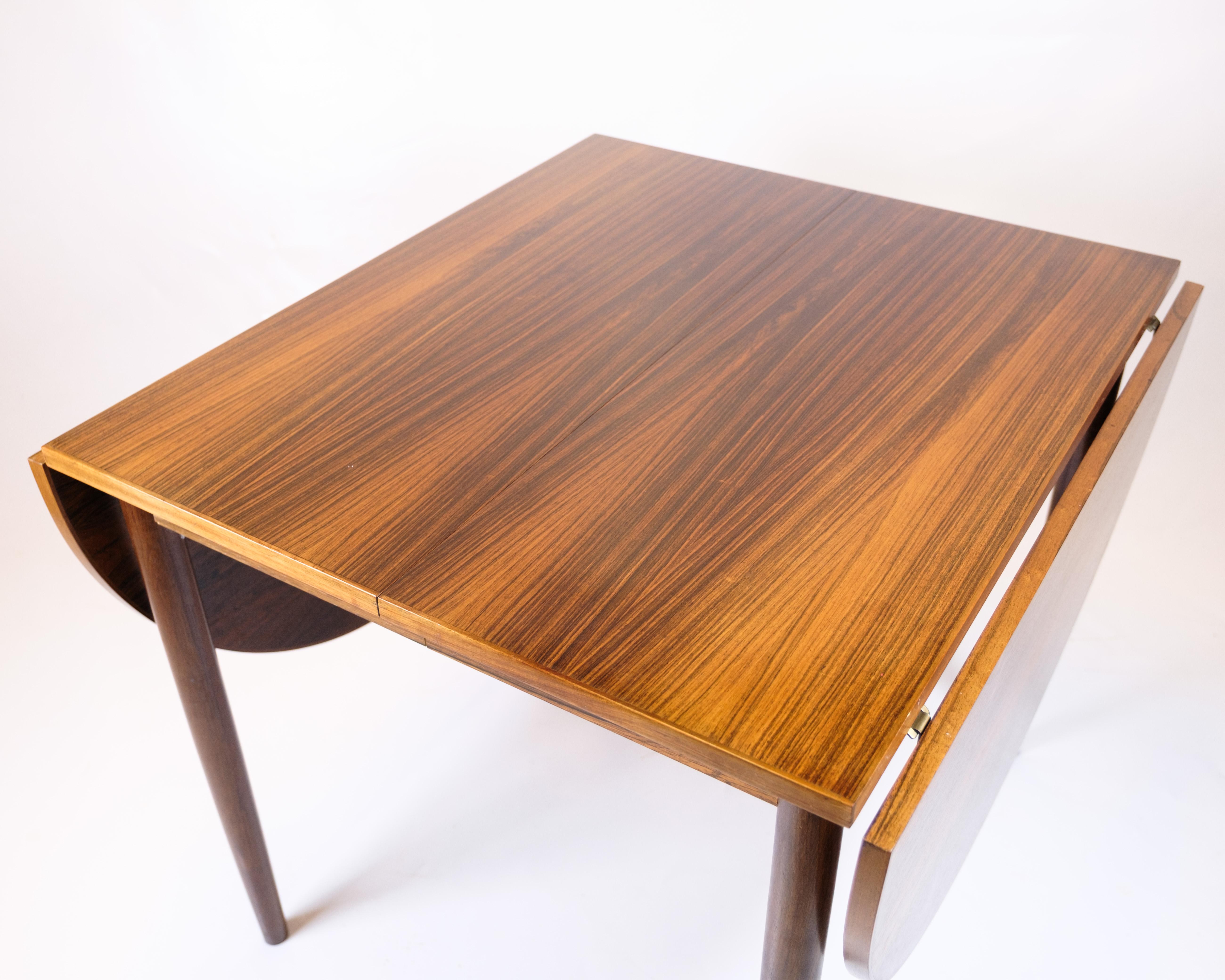 Mesa De Comedor De Palisandro Con 2 Hojas Extensibles Y Tapas By Arne Vodder Danés en venta