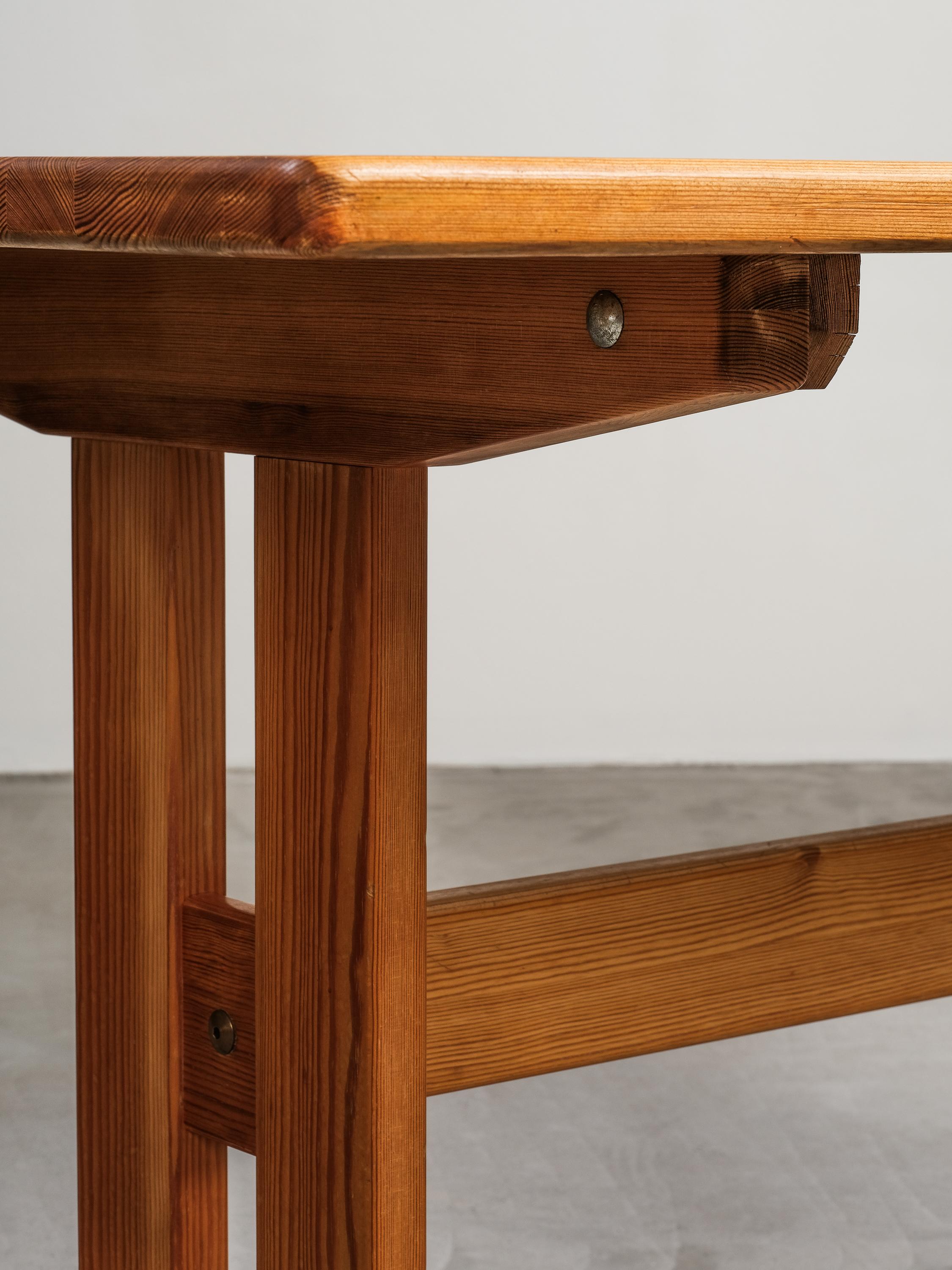 Mesa de comedor de pino macizo escandinavo de Erik Wørts para Ikea, años 70 Sueco en venta