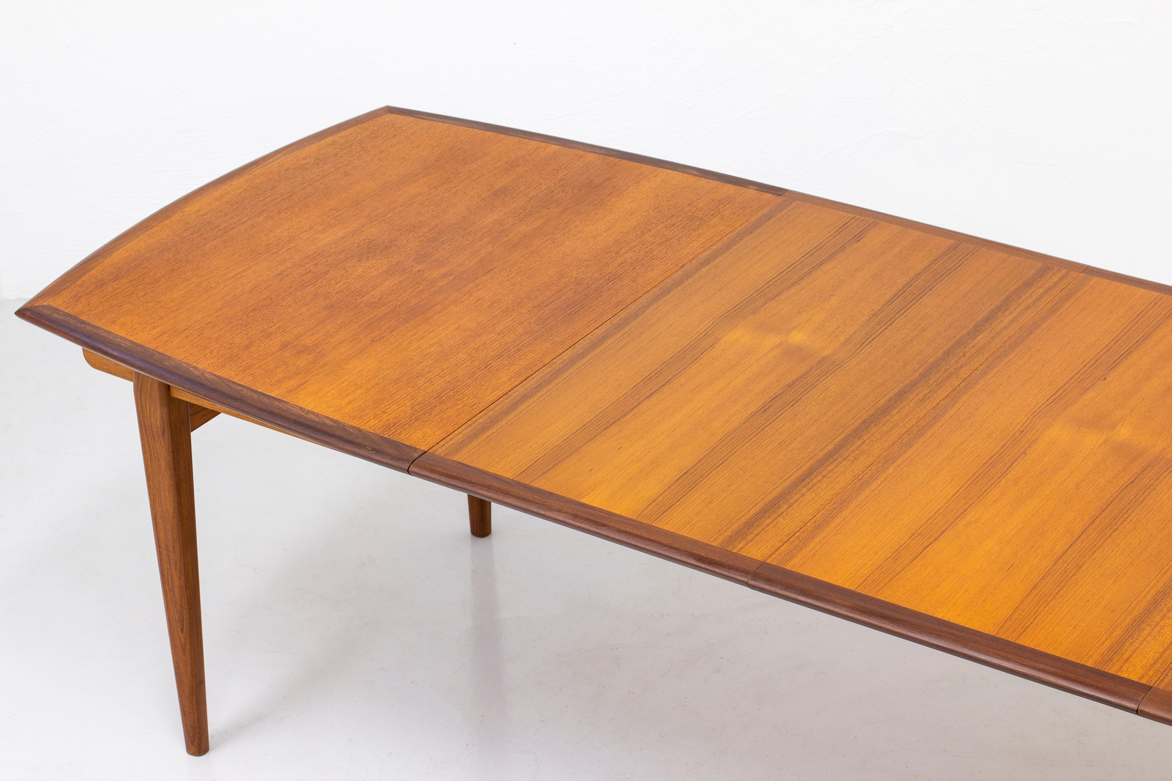 Dining Table in Teak and Walnut by Gustav Bahus, Norway, 1950s 5