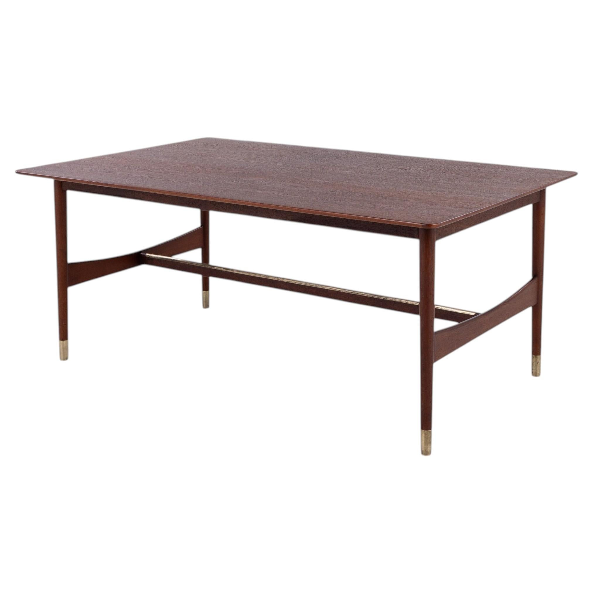 Esstisch aus Teakholz von Finn Juhl im Angebot