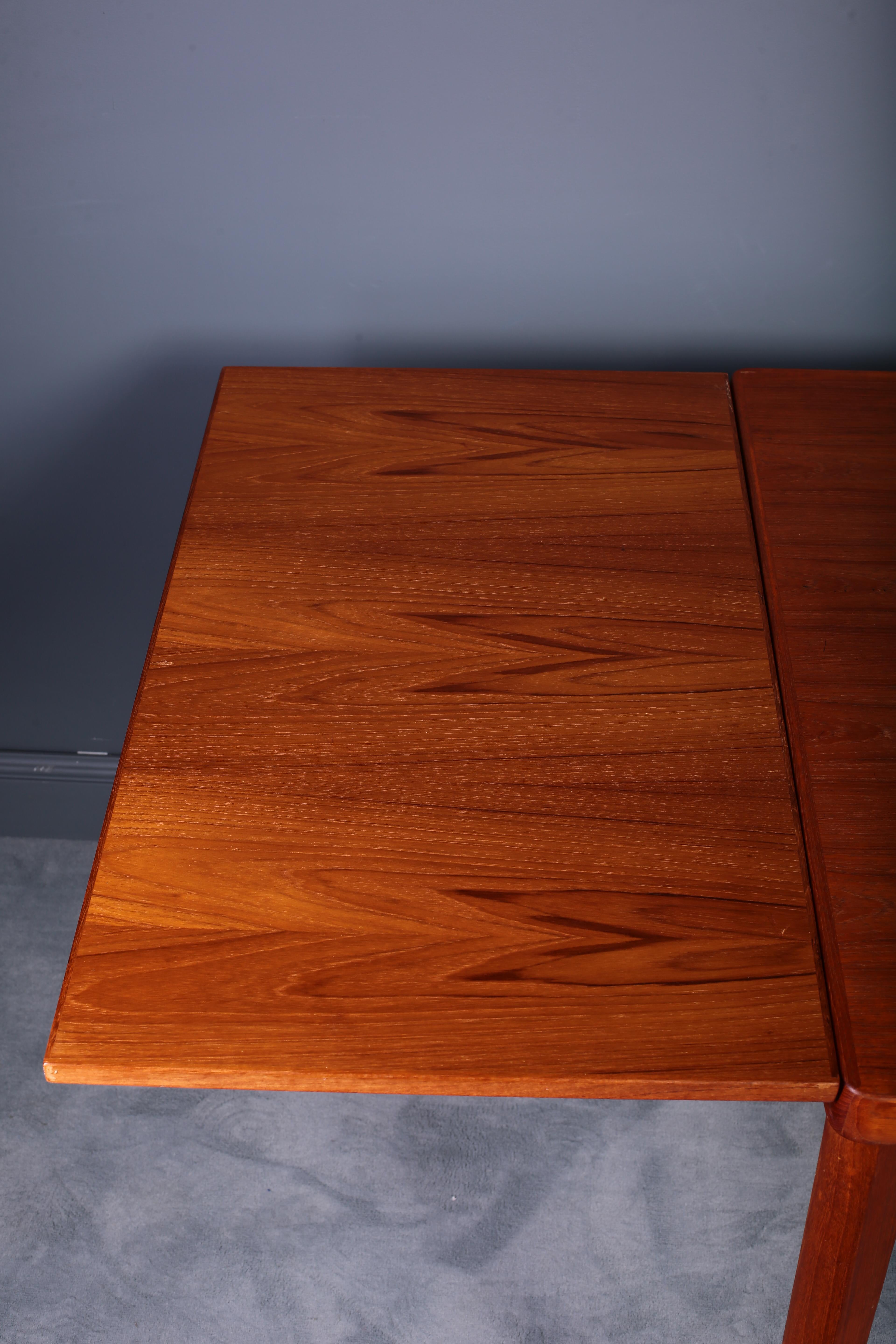 Dining Table in Teak by Henning Kjaernulf for Vejle Møbelfabrik, 1960s 2