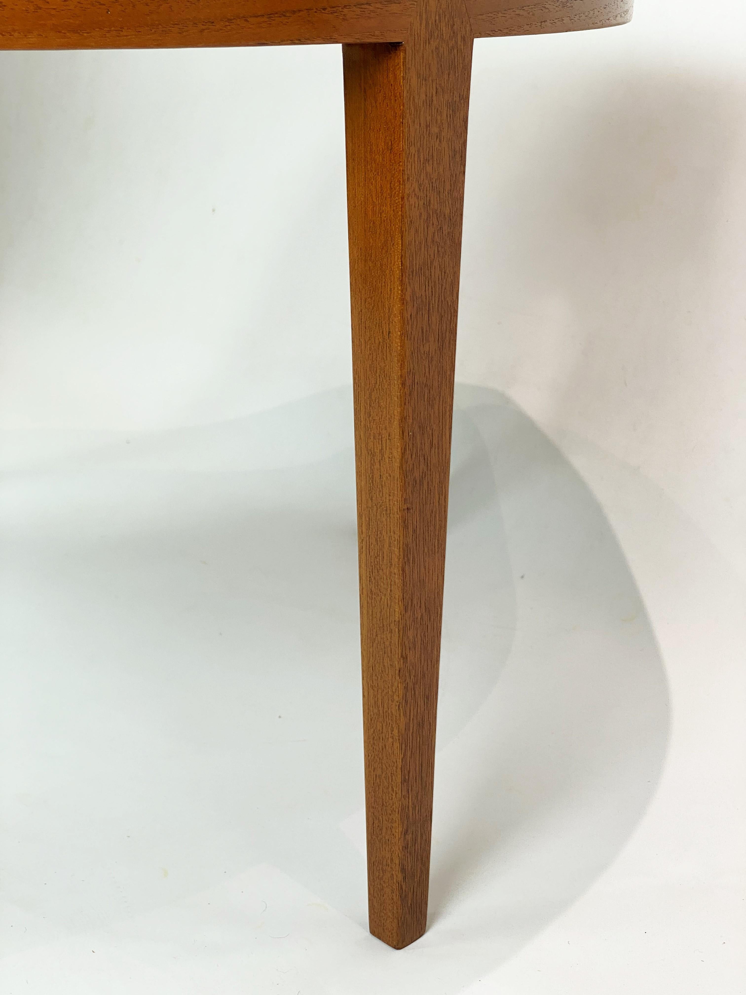 Bois de rose Table basse fabriquée en teck par Severin Hansen et Haslev Furniture à partir des années 1960 en vente