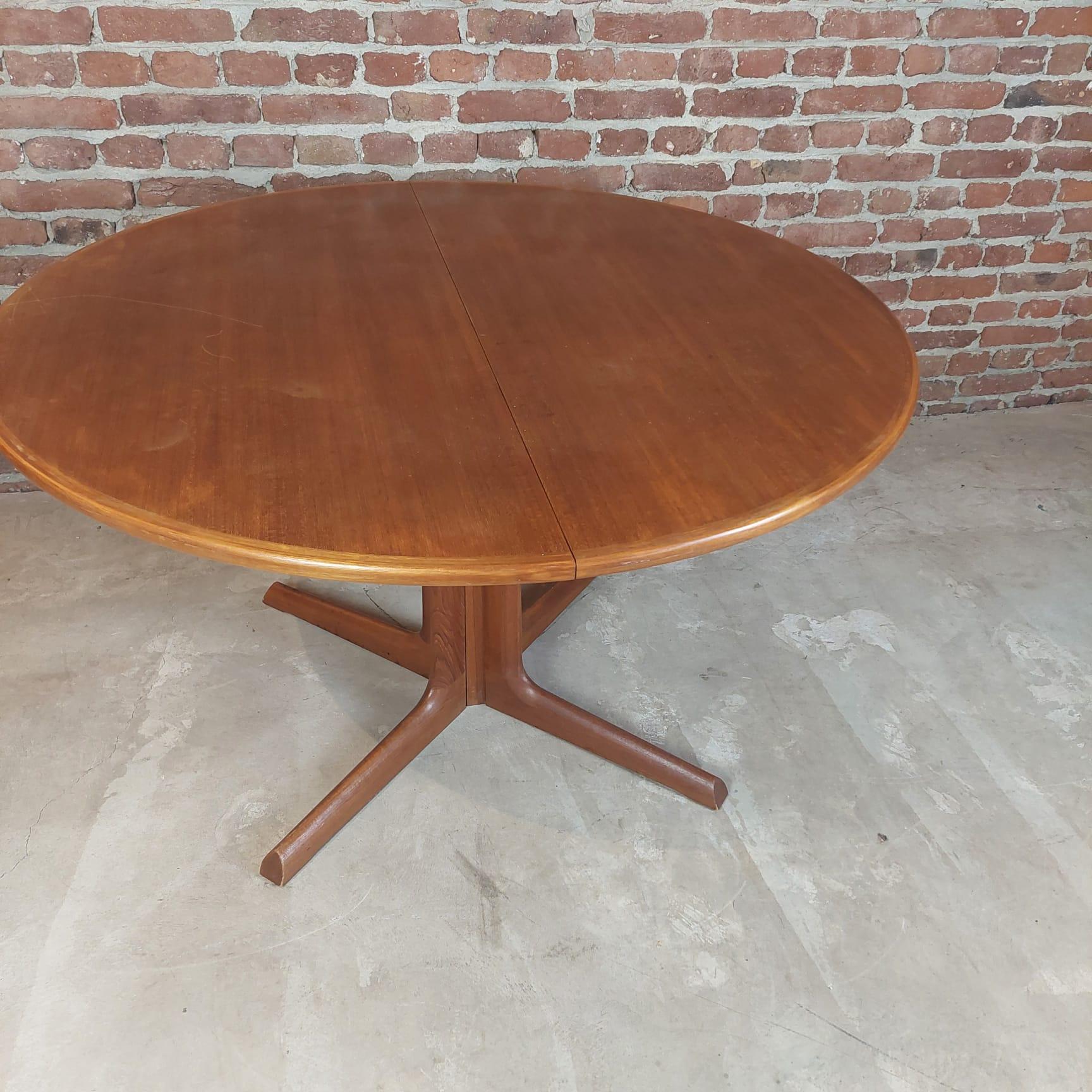 Mid-Century Modern Dining table in teak, Gudme Møbelfabrik, Denmark 1960