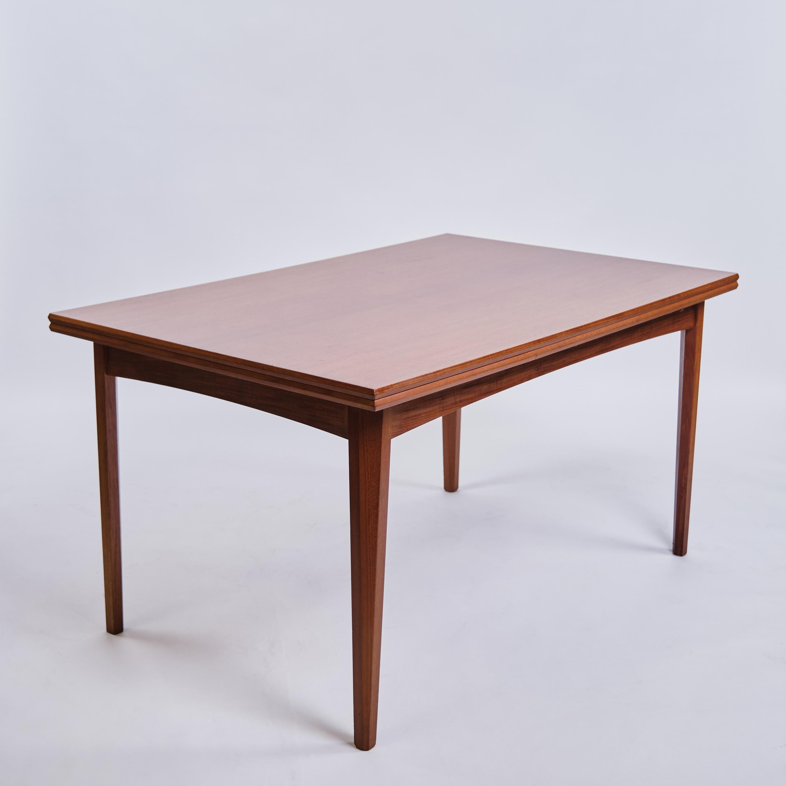 Mid-20th Century Dining Table In Teak With Dutch Extensions, Danish Cabinet Marker From 1960s For Sale