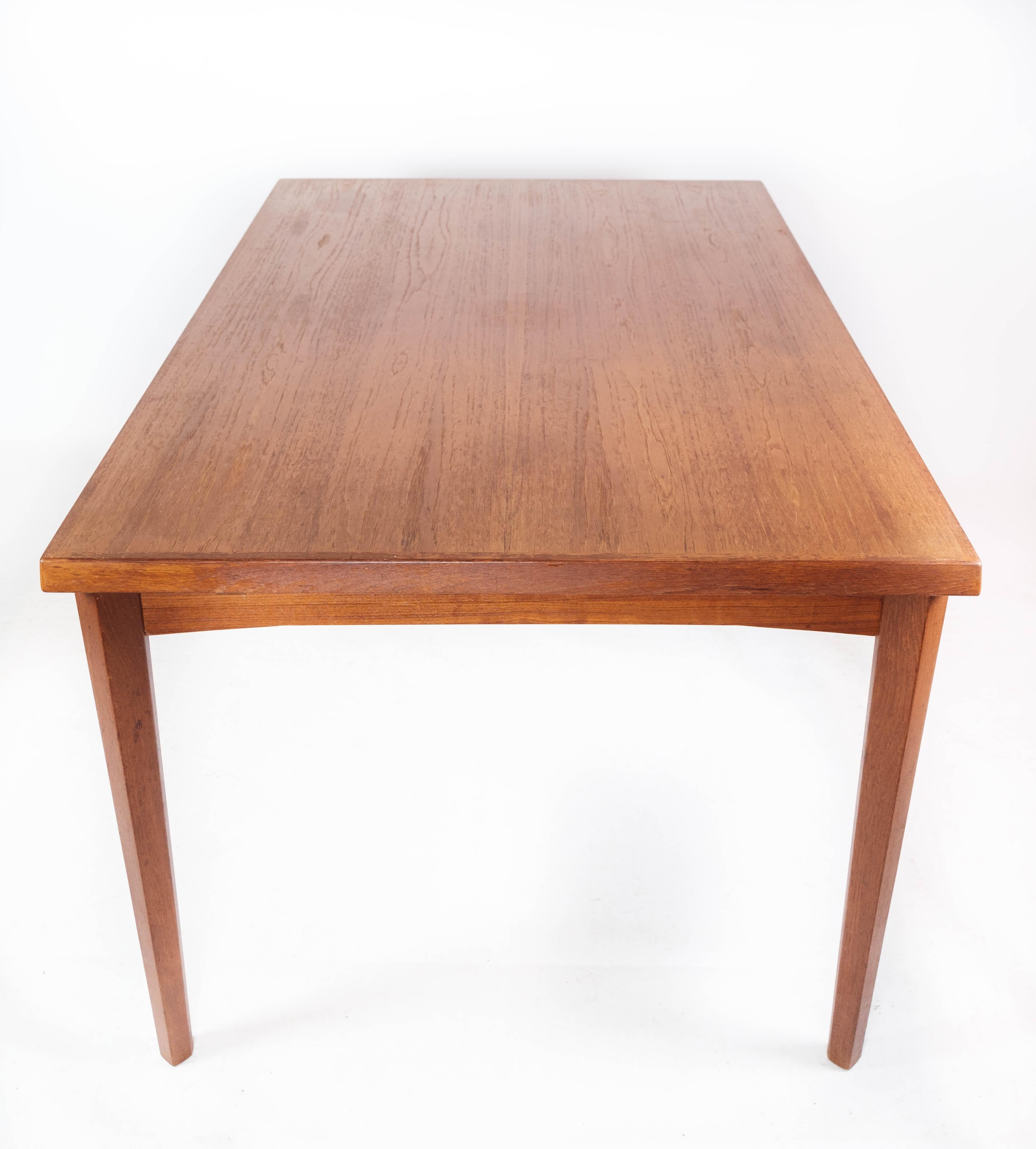Dining Table in Teak with Extension Plates, of Danish Design from the 1960s For Sale 4