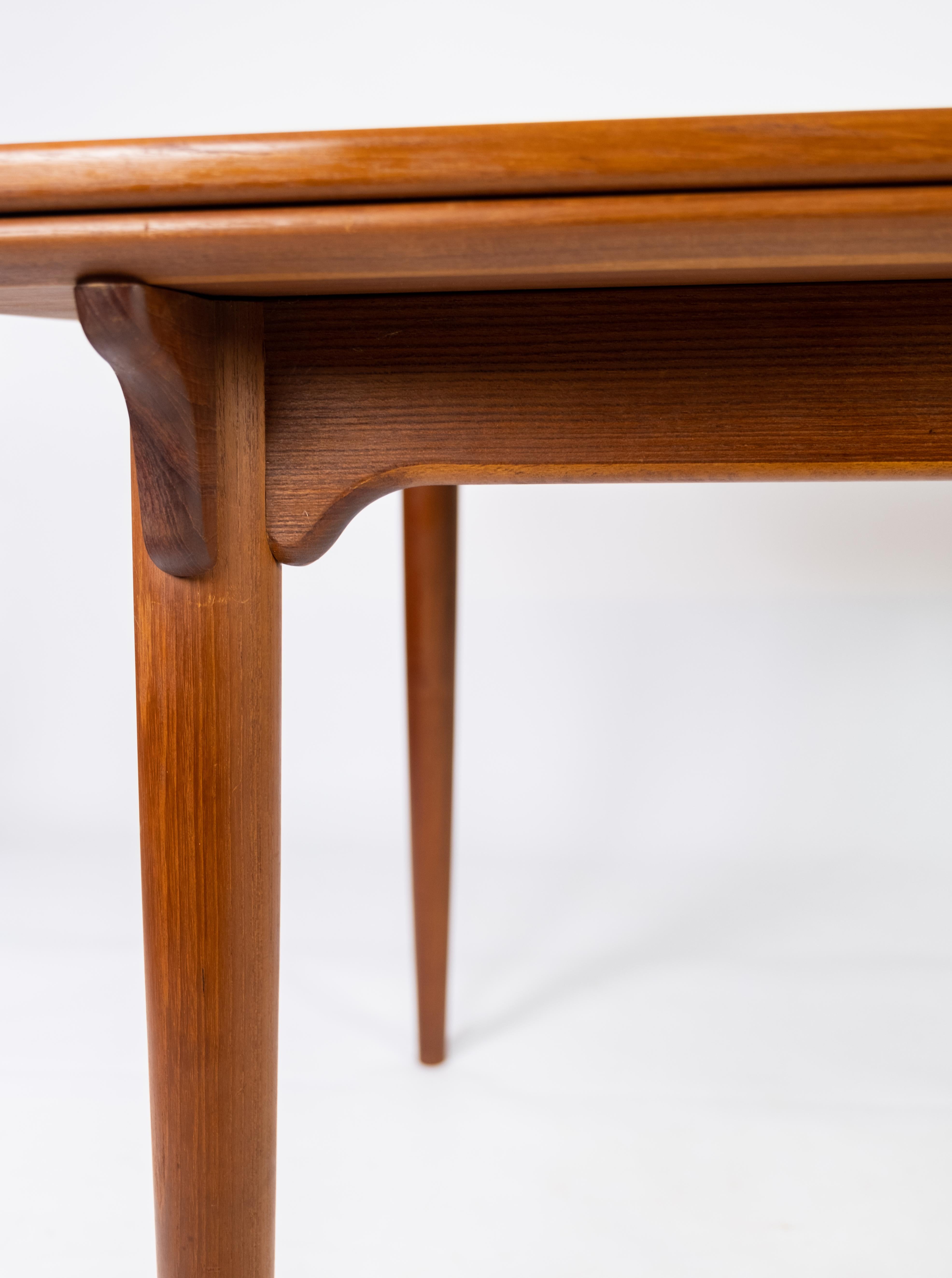 Dining Table Made In Teak With Extentions, Danish Design From 1960s For Sale 5