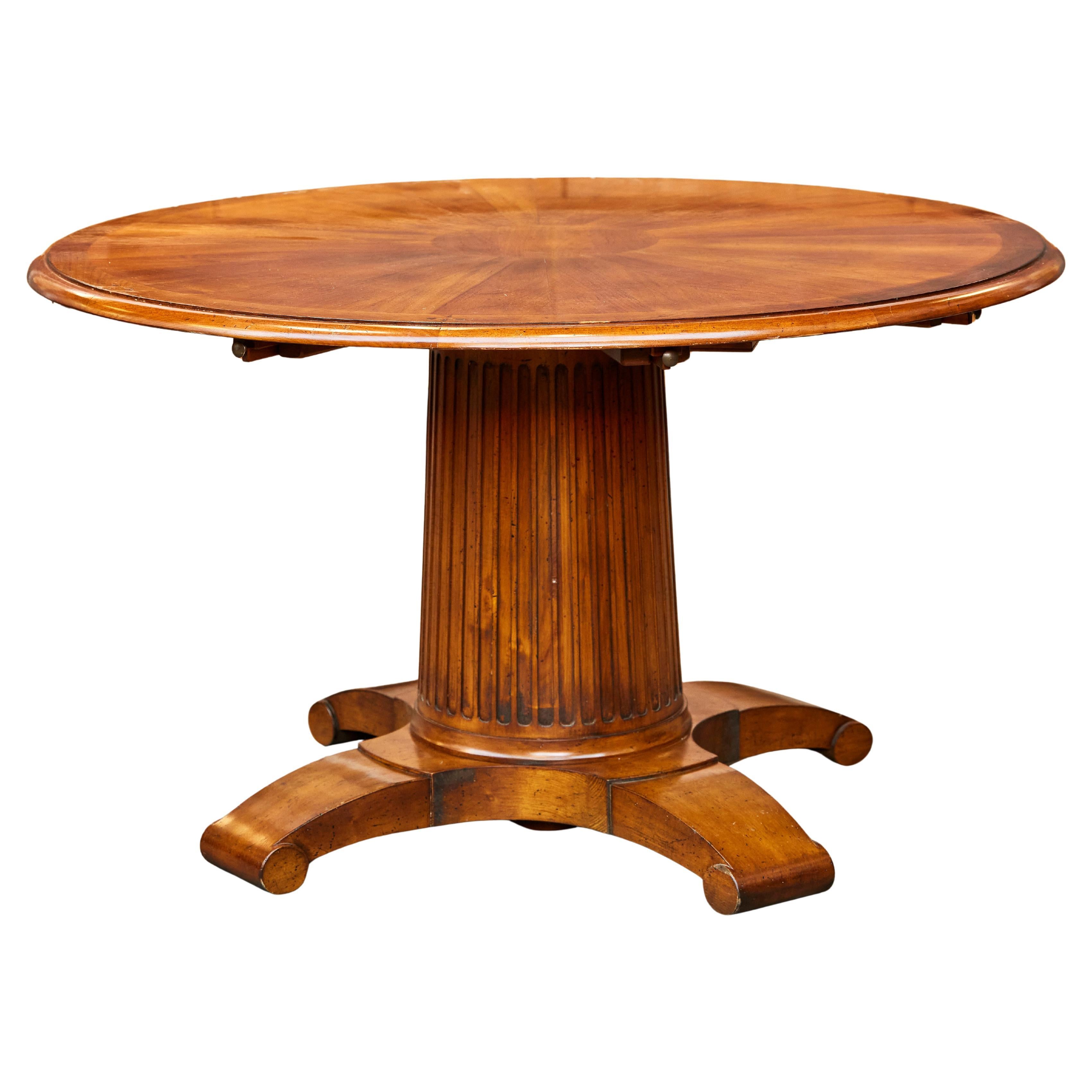 Mesa de comedor al estilo de Alfred Porteneuve