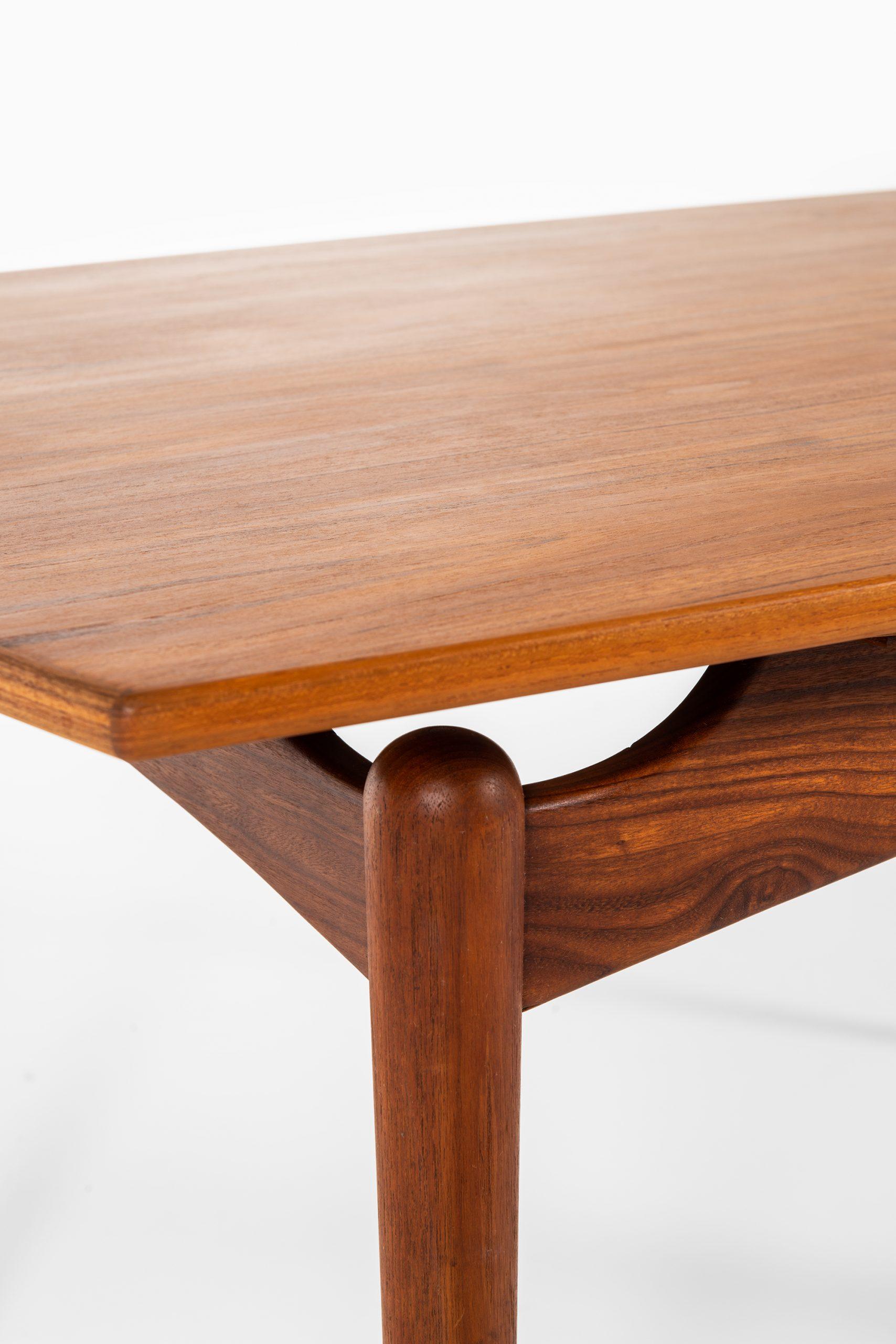 Danish Dining Table in the Style of Finn Juhl Produced in Denmark For Sale