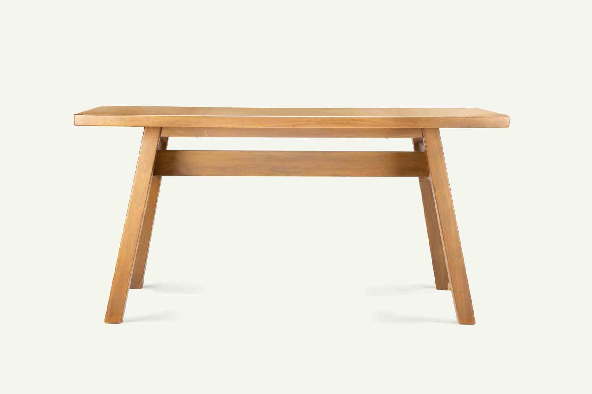 Inspired by the Torbecchia series by Giovanni Michelucci, this table was realized in the mid-20th Century in Italy.

Very good condition.

